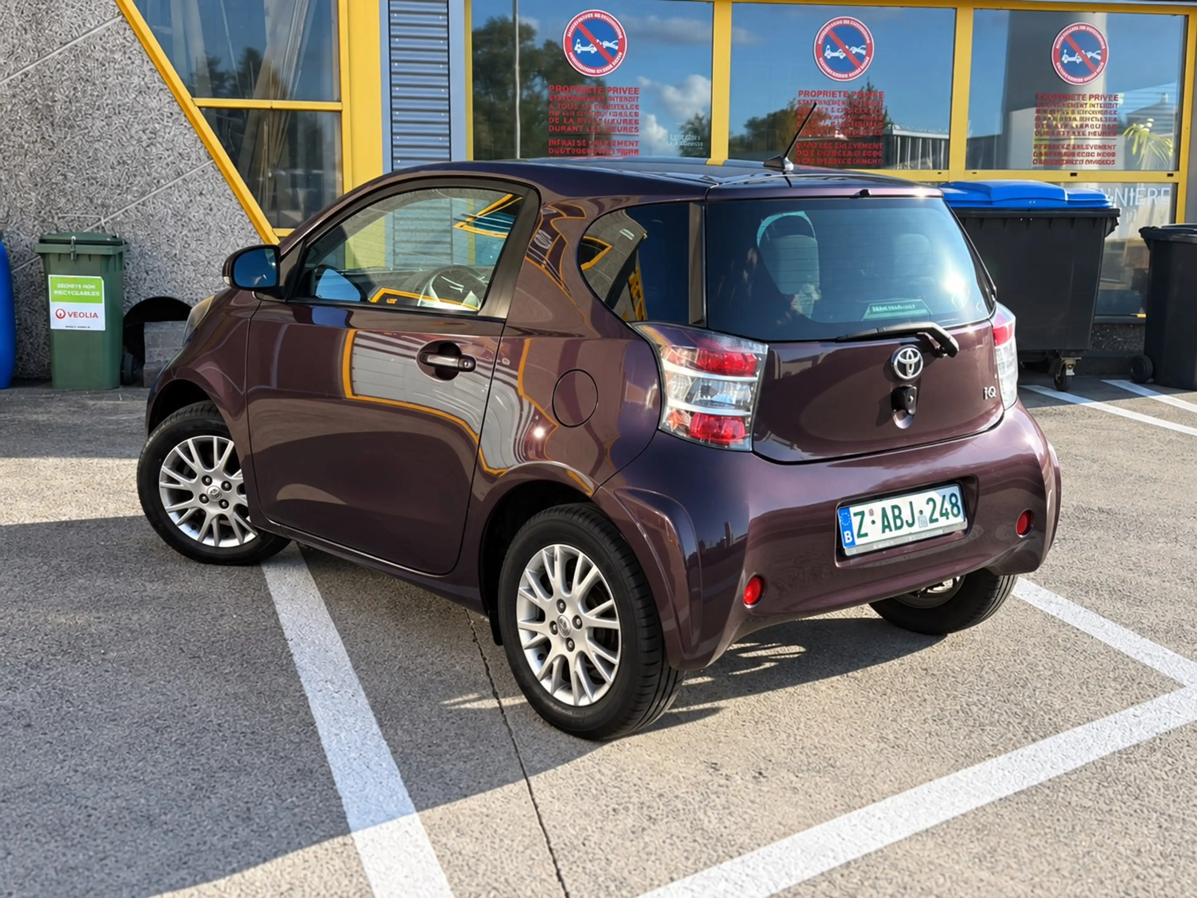 Toyota iQ iQ 1.0i VVT-i / AIRCO / GARANTIE / KEY LESS / AUTOMATIQUE — photo 6