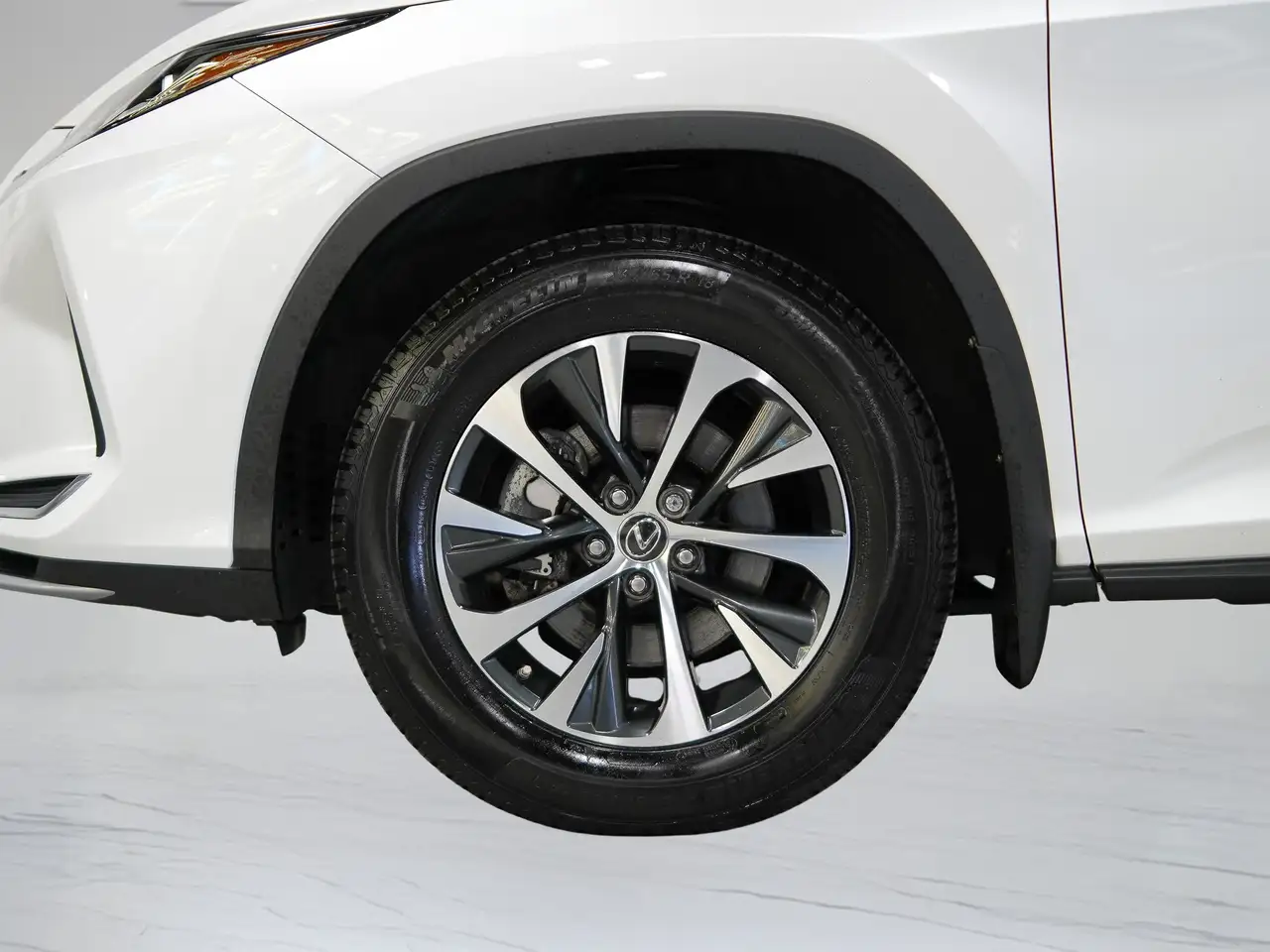 Lexus RX снимка Lexus RX