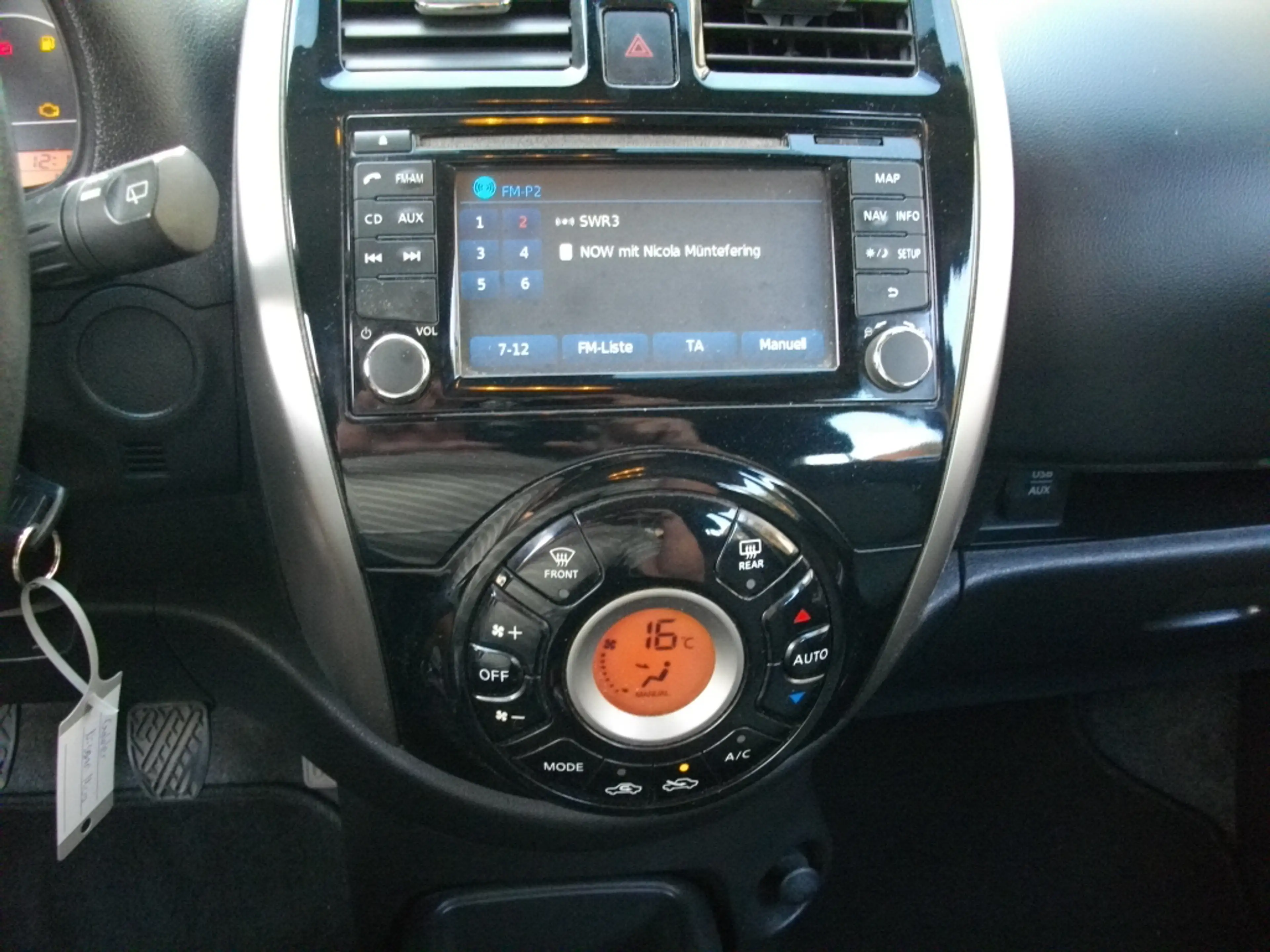 Nissan Micra *1.Rentnerhand*nur 71`tkm*Klima*in gepflegtem Zustand* — photo 10