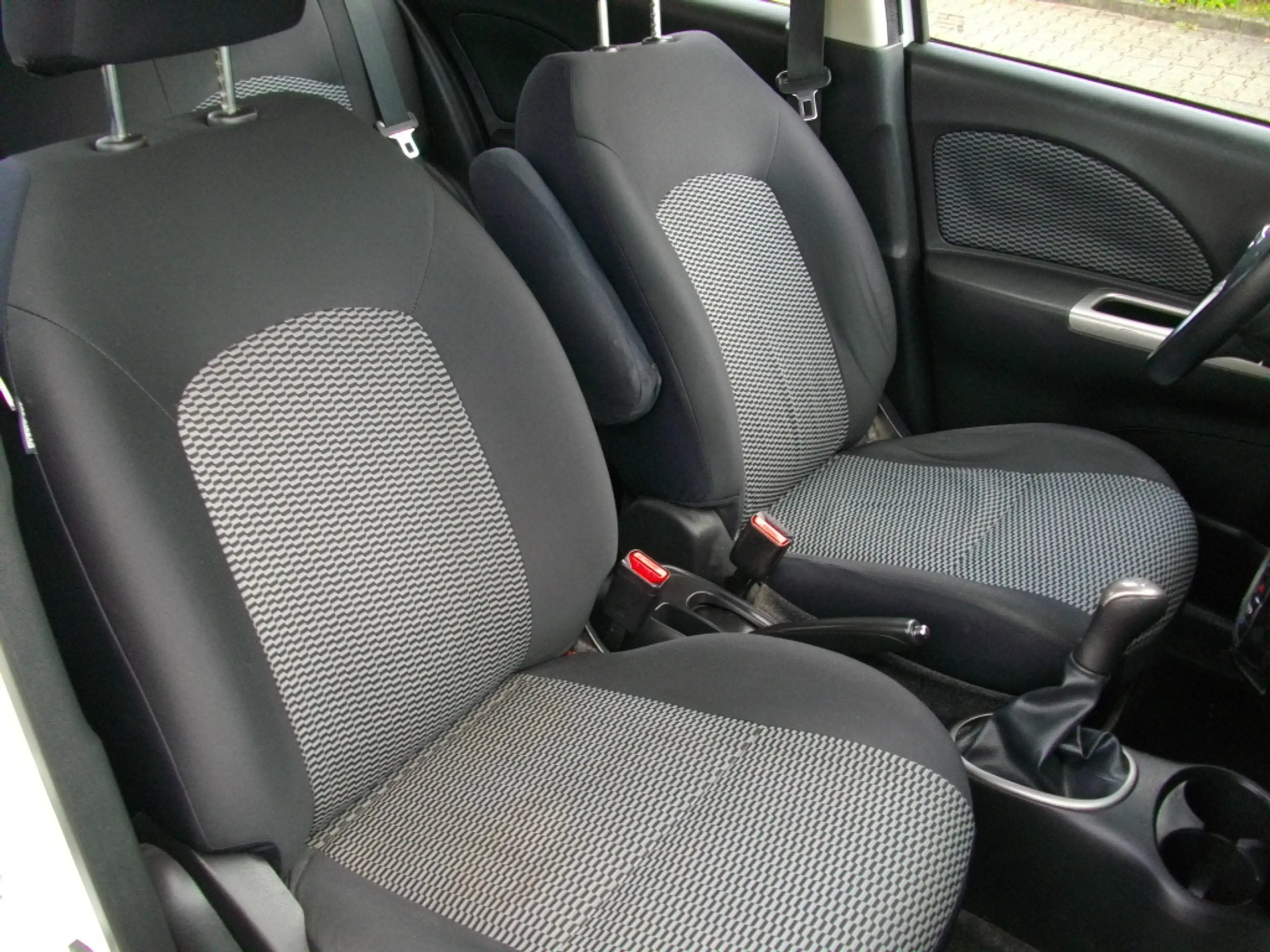 Nissan Micra *1.Rentnerhand*nur 71`tkm*Klima*in gepflegtem Zustand* — photo 6