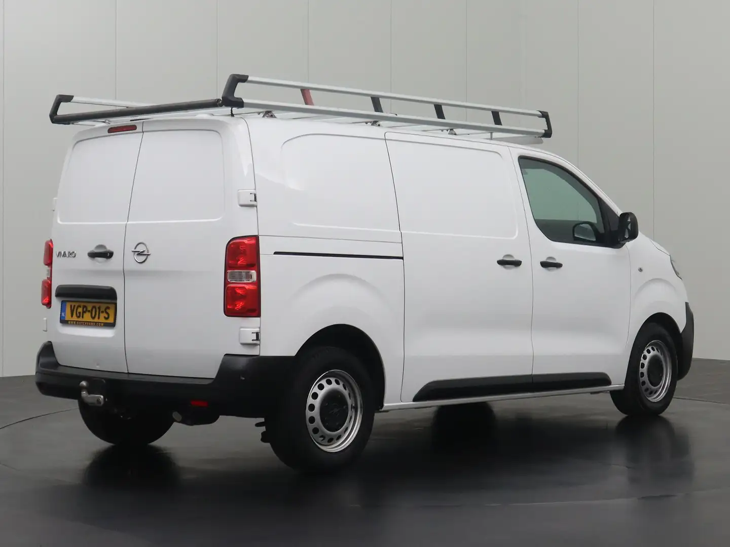 Opel Vivaro 2.0CDTI 122PK Lang Edition | Imperiaal | Trekhaak Wit - 2