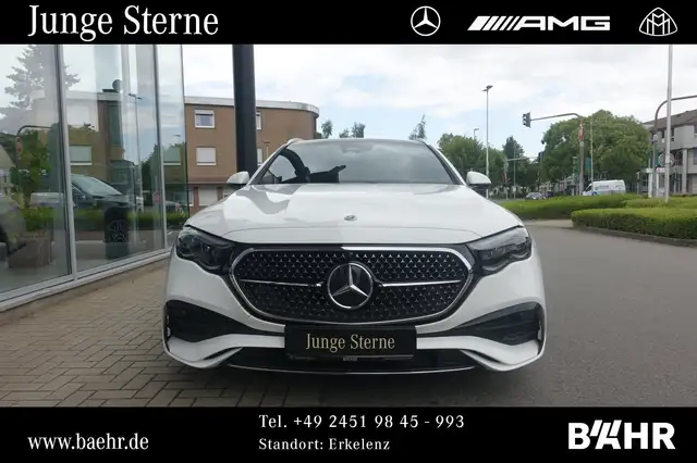 Mercedes-Benz E-Class view 7