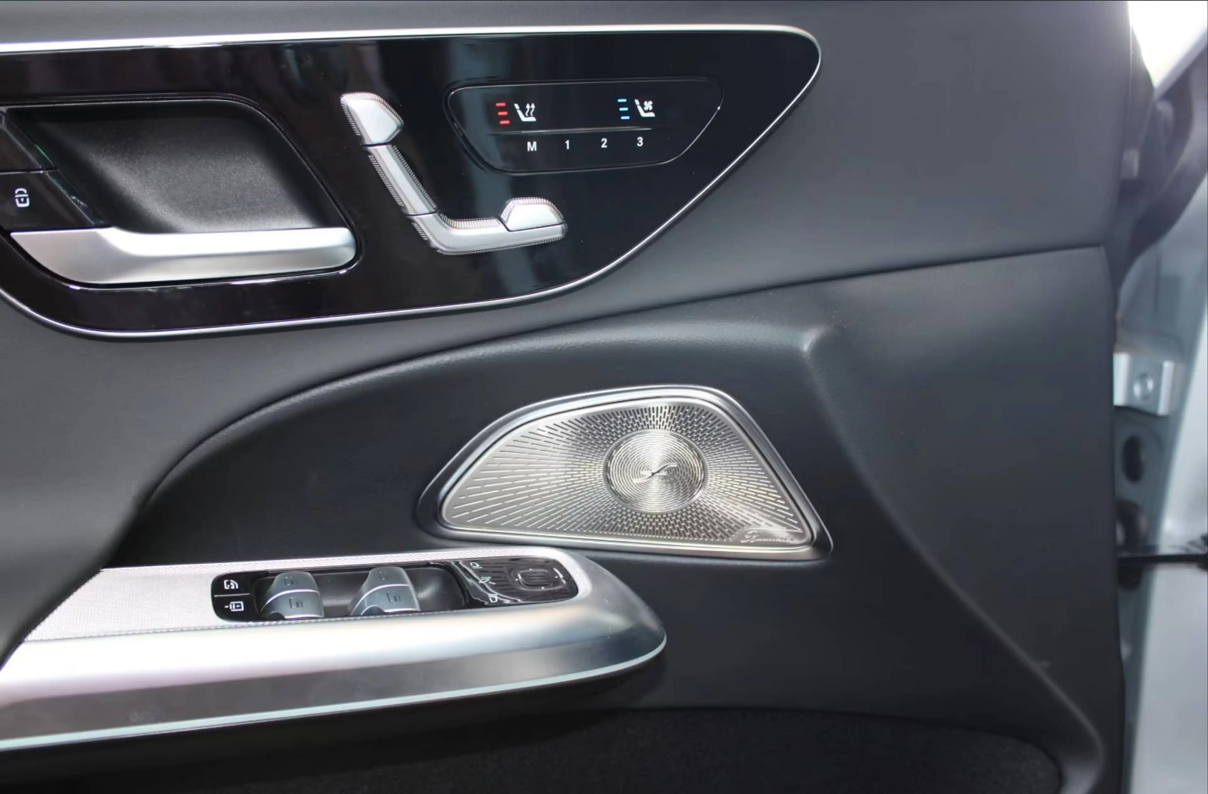 Mercedes-Benz E 200 E 200 Exclusive Premium Plus (214.050) — photo 15