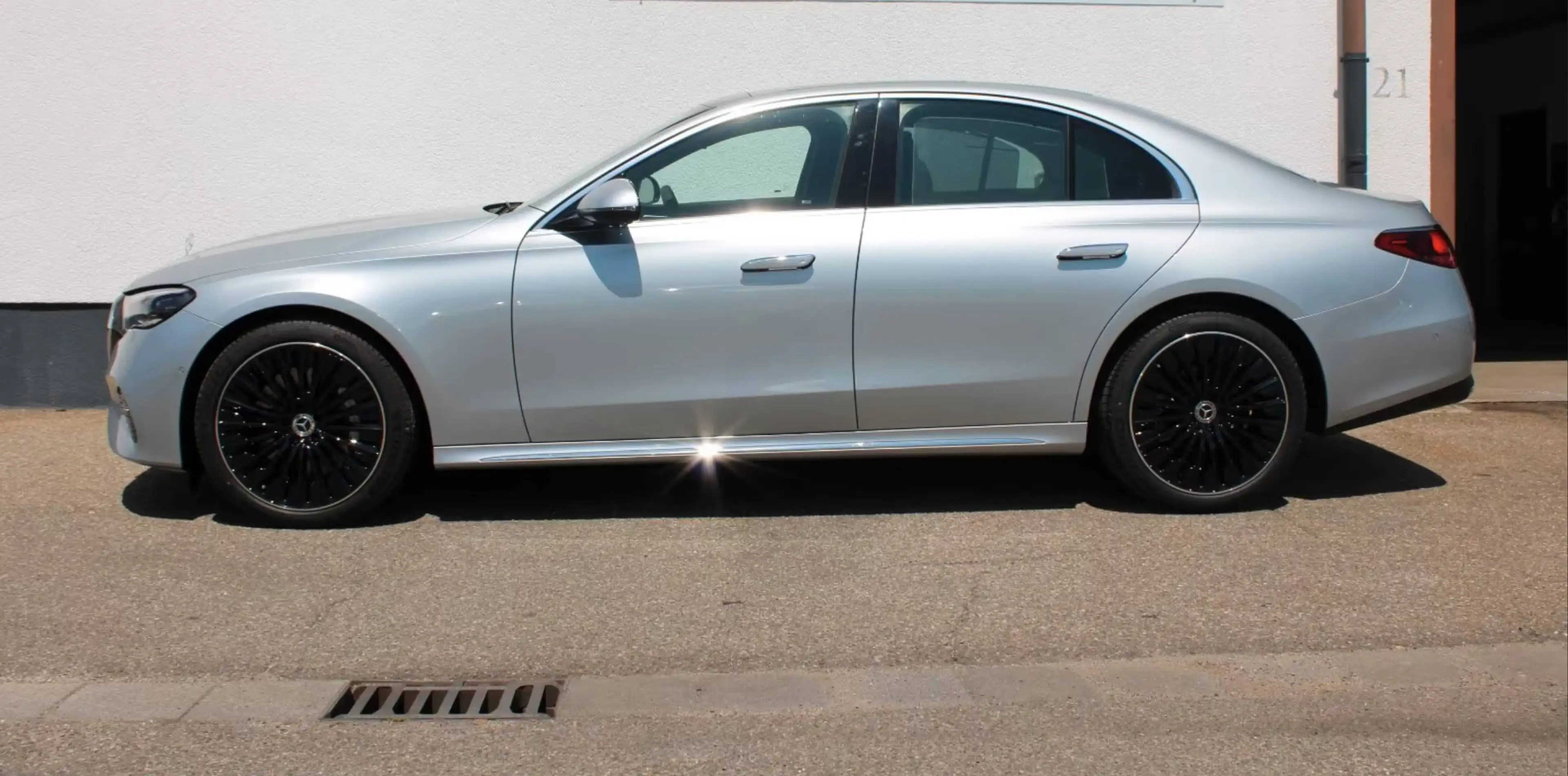 Mercedes-Benz E 200 E 200 Exclusive Premium Plus (214.050) — photo 3