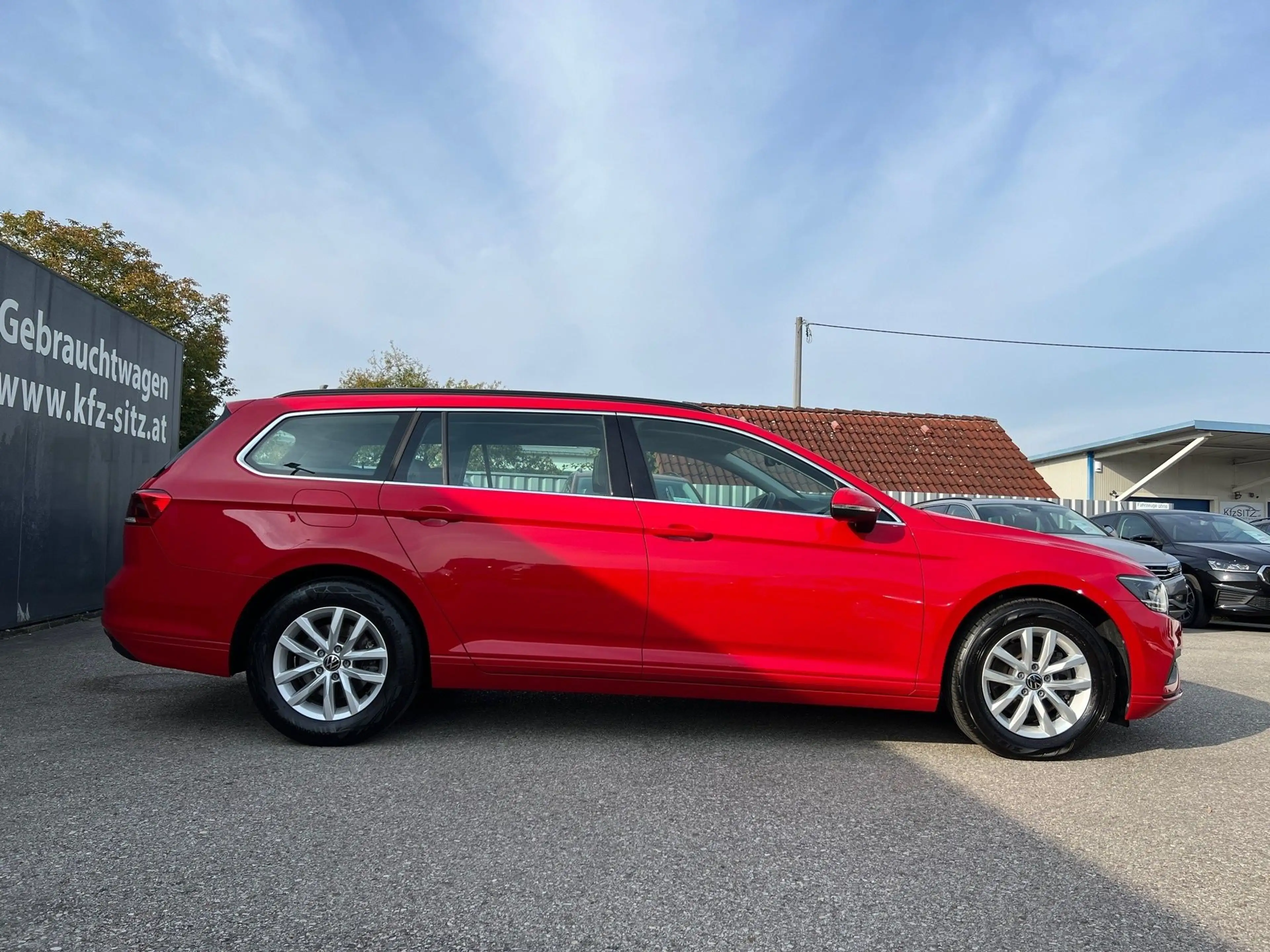 Volkswagen Passat Variant Business 2,0 TDI DSG | NP: € 51.900 — photo 2