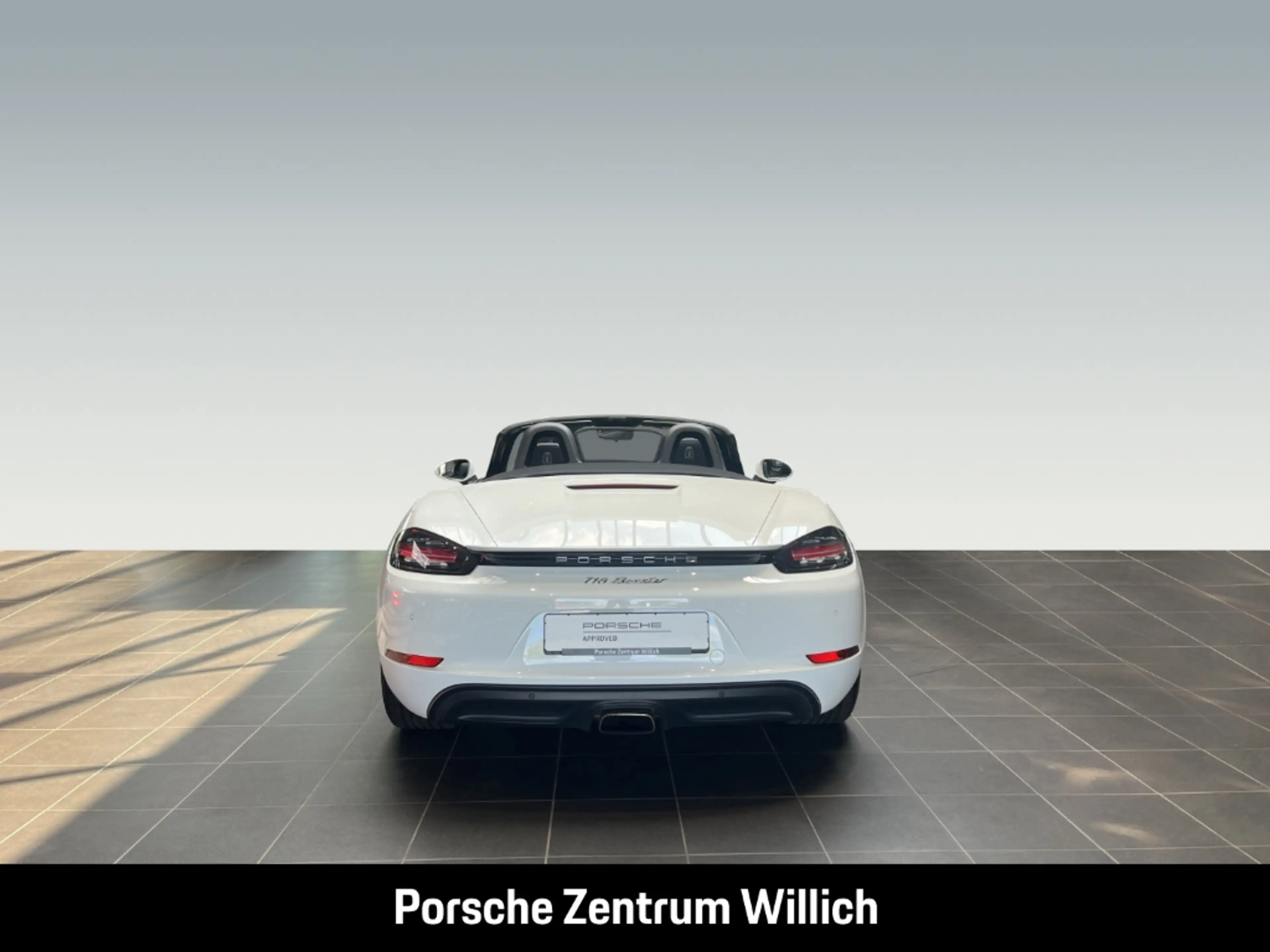 Porsche Boxster 718 — photo 4