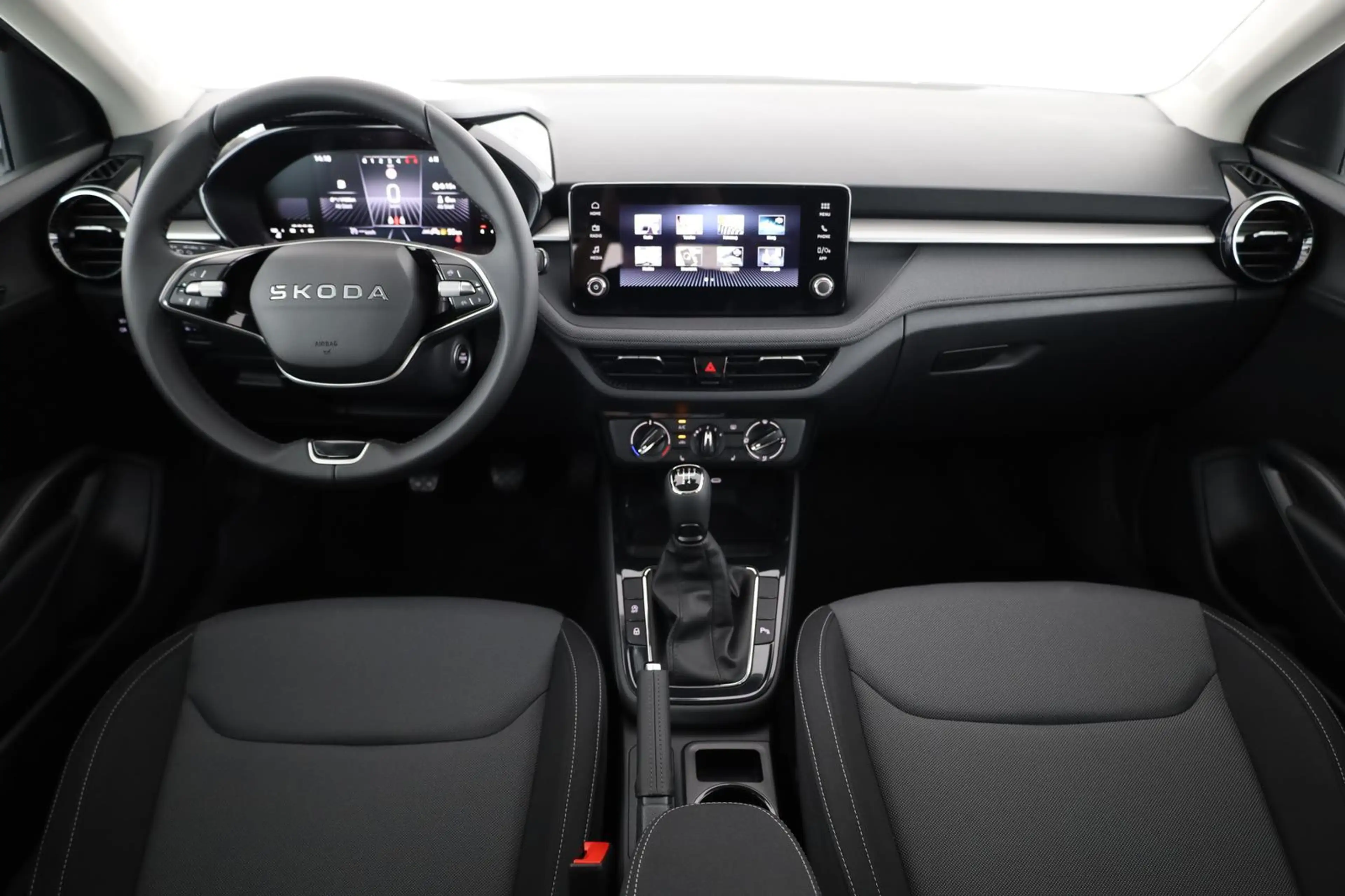 Skoda Fabia Selection 1.0 TSI Selection, LED, Kamera, Winte... — photo 4