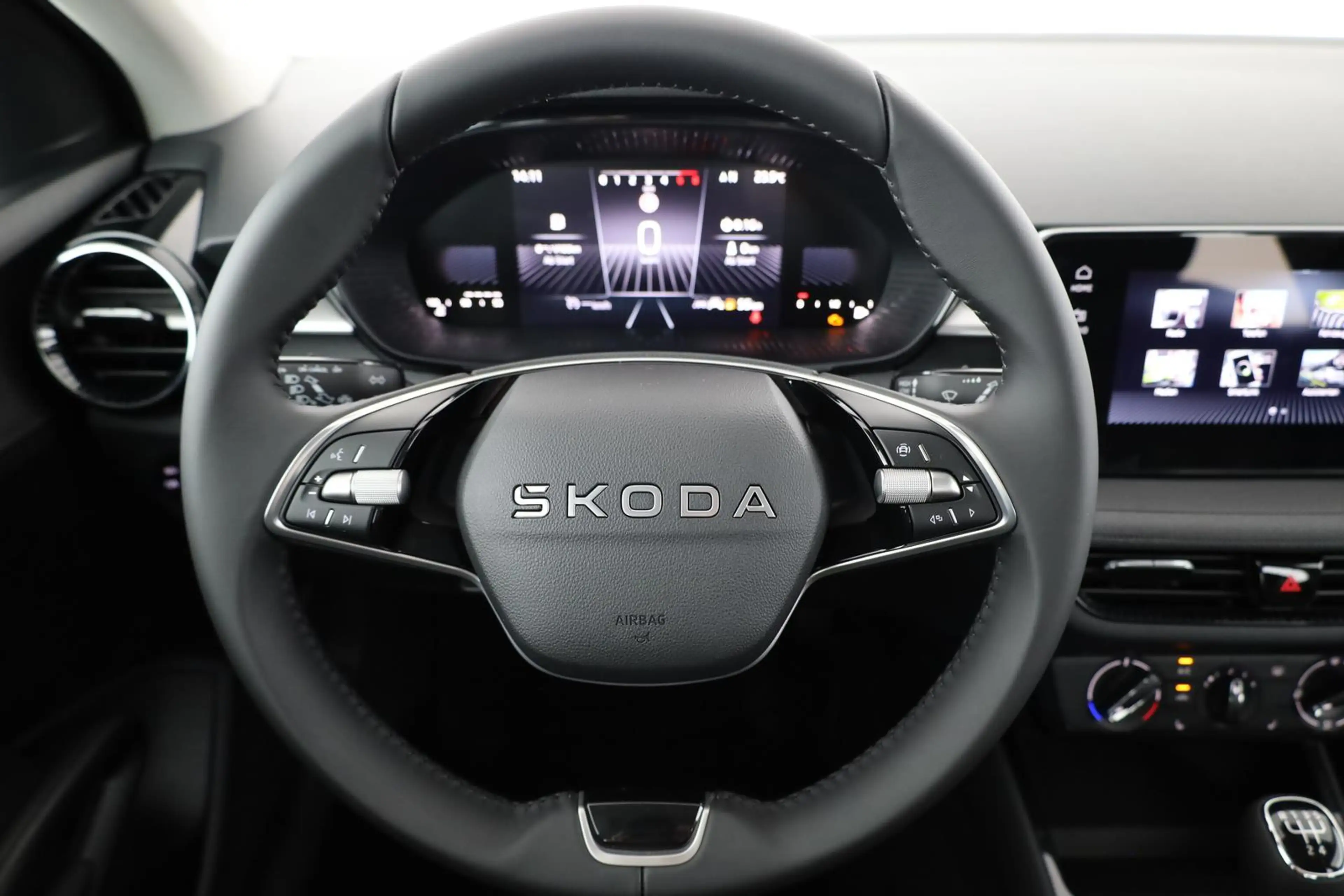 Skoda Fabia Selection 1.0 TSI Selection, LED, Kamera, Winte... — photo 5