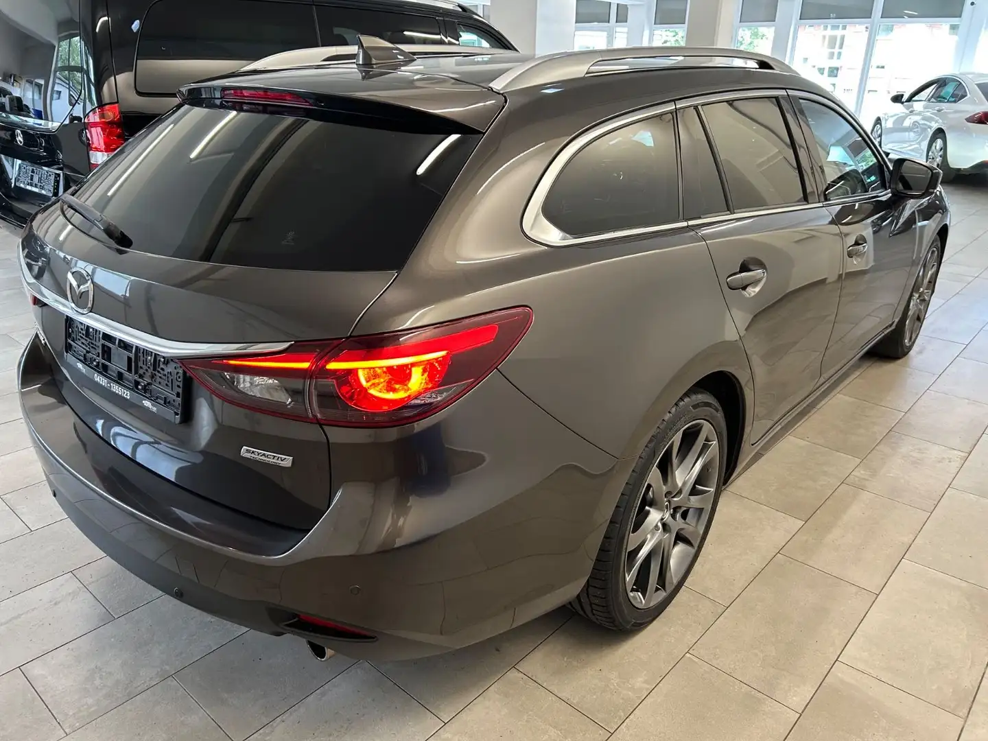 Mazda 6 Kombi Nakama Intense Grau - 2