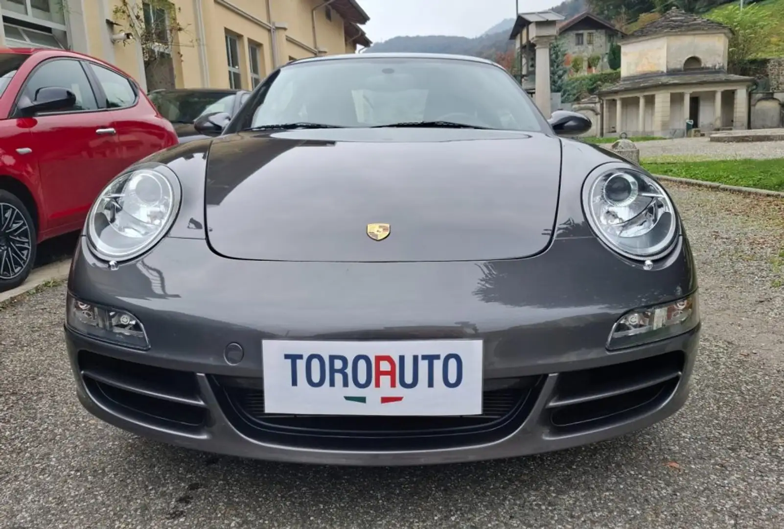 Porsche 911 Carrera 4S Coupé PARI AL NUOVO Gris - 2