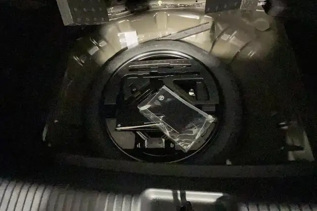 MG MG3 view 13