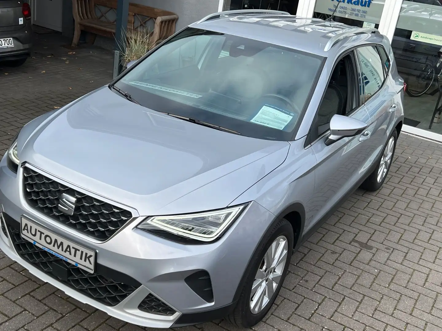 SEAT Arona Xperience 1.0 Automatik*Navi*Led*Shz*19tkm Silber - 2