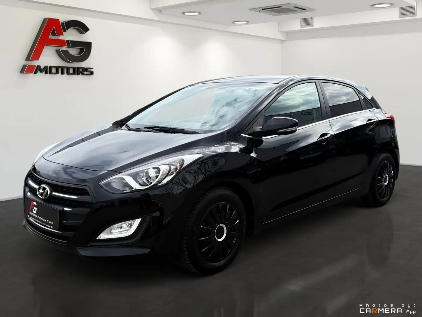 Hyundai i30 1,6 CRDi Comfort Schwarz - 1