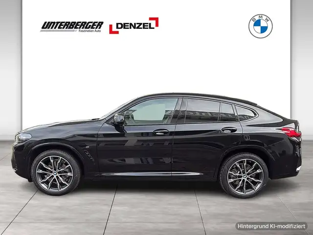 BMW X4 view 3