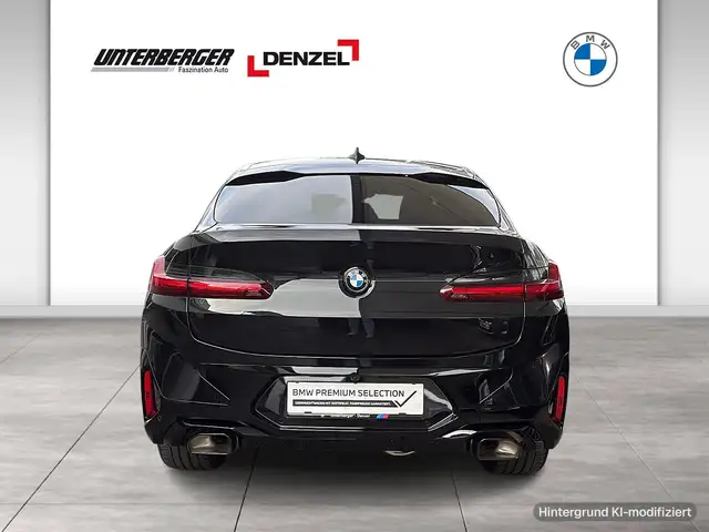 BMW X4 view 5