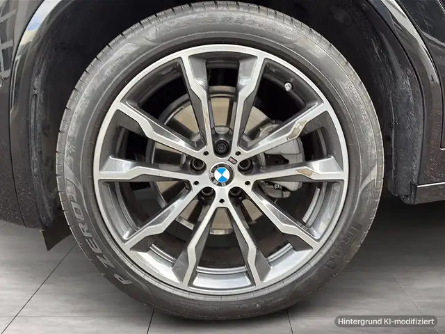 BMW X4 view 6