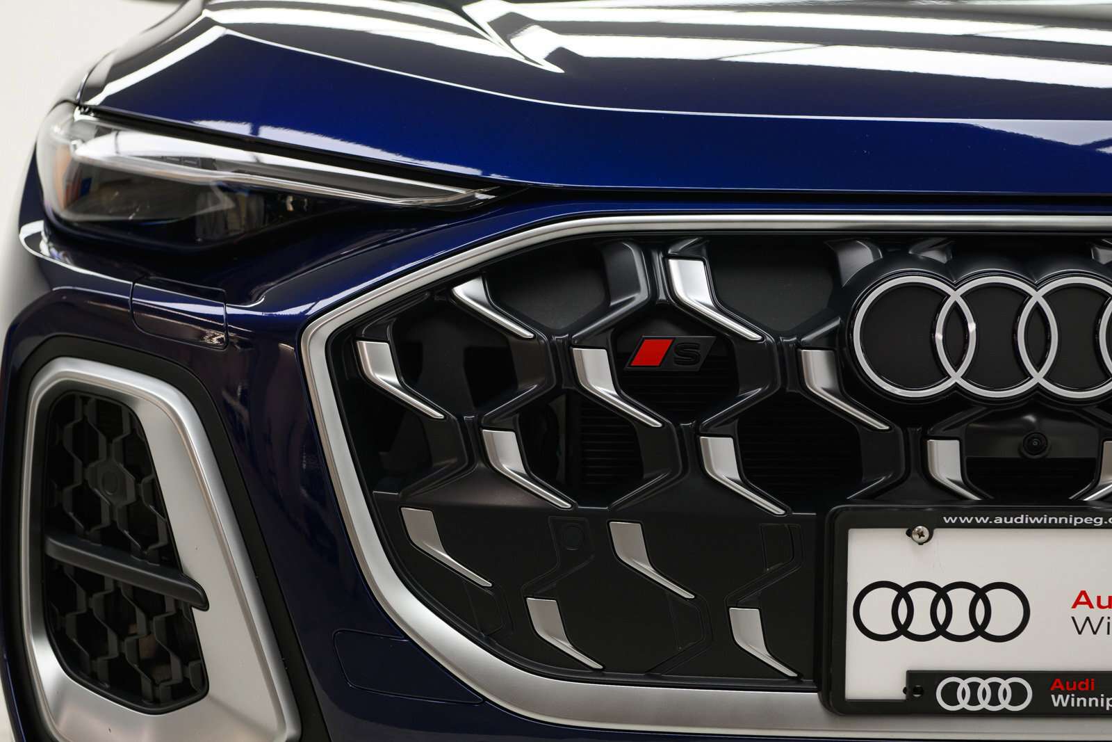2025 Audi SQ5 Technik | 360 Camera | Massage Seats alt 3