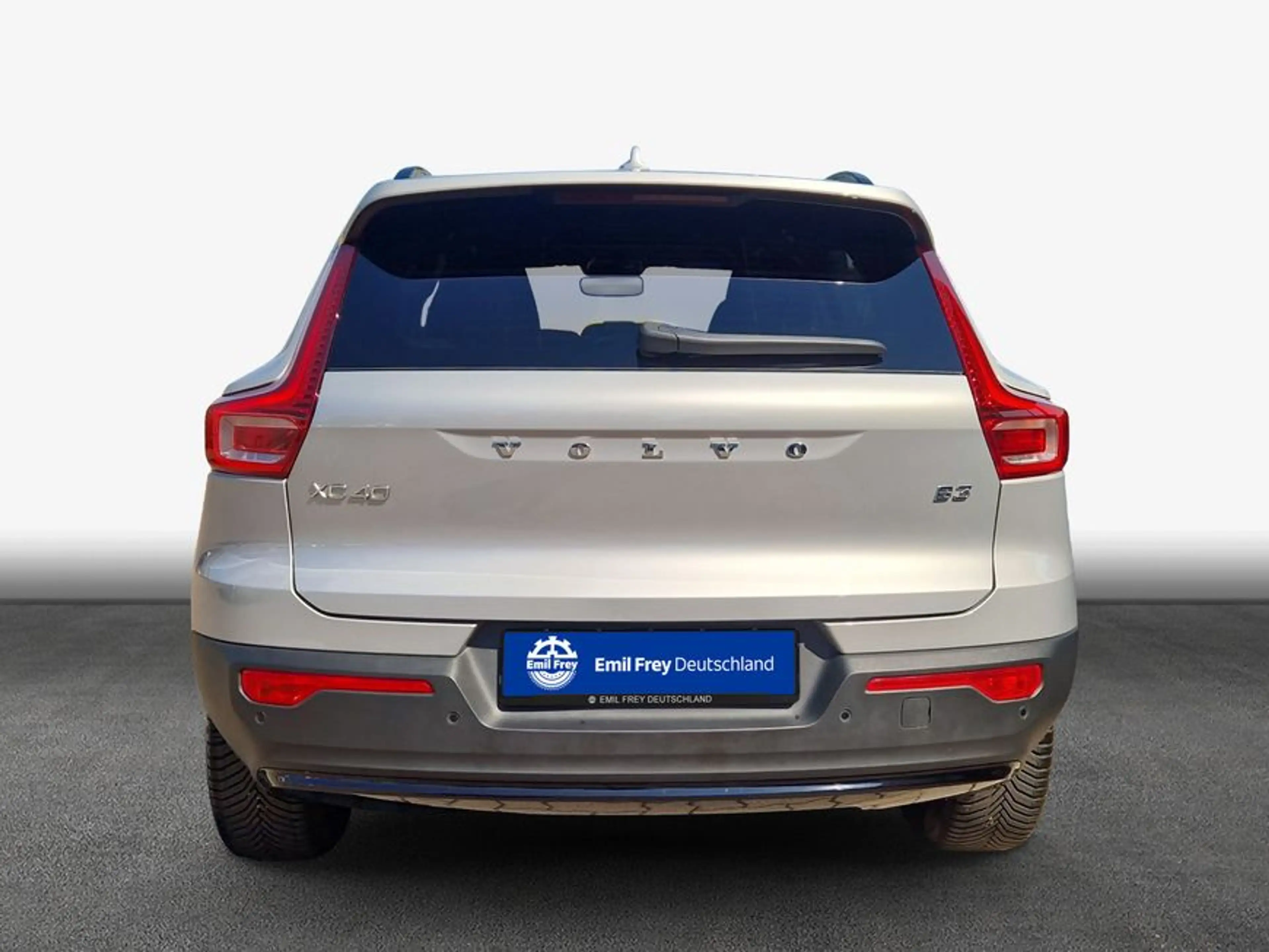 Volvo XC40 XC40 B3 B DKG Plus Dark Business 360°V AHK GJR — photo 5