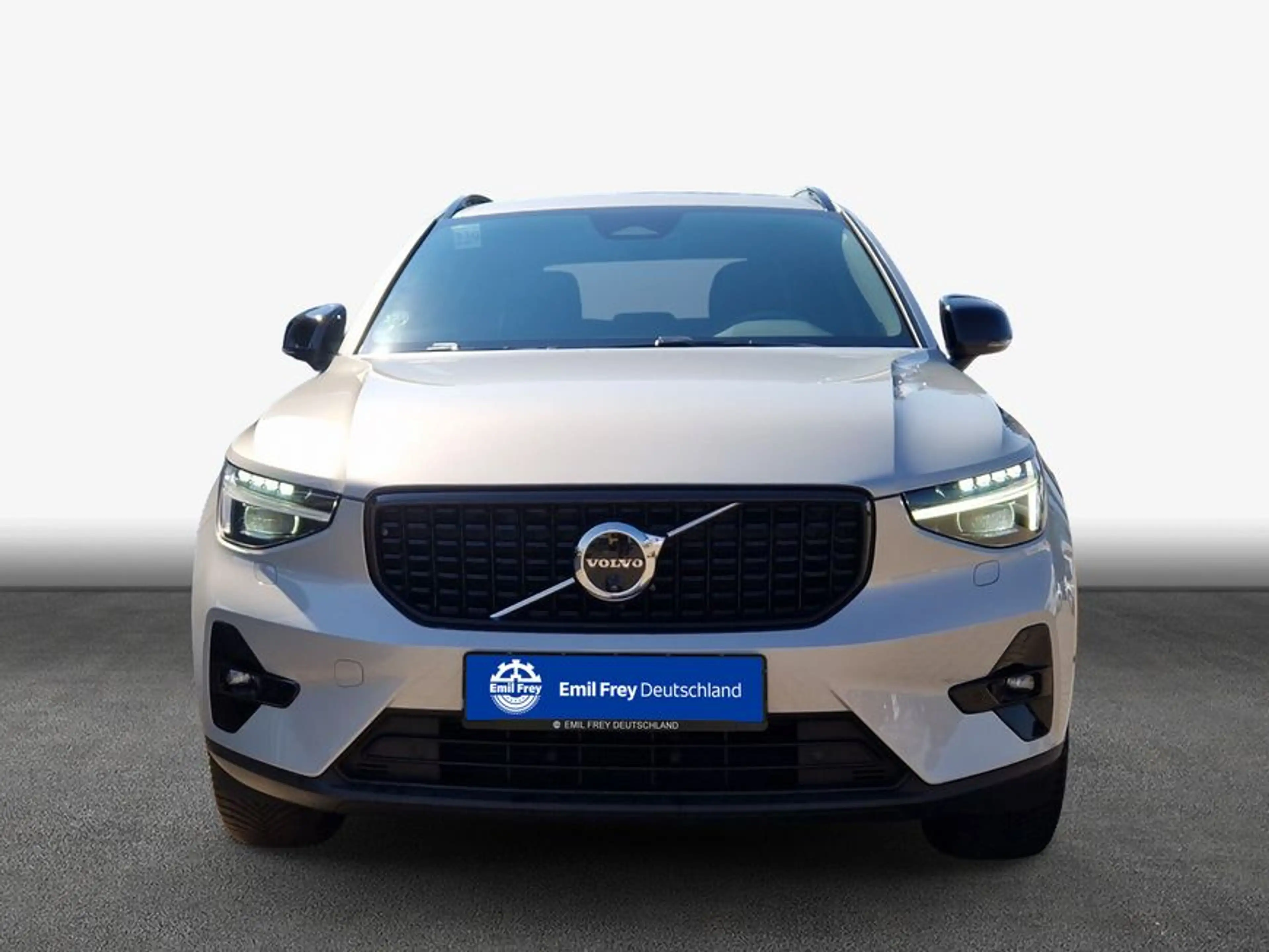 Volvo XC40 XC40 B3 B DKG Plus Dark Business 360°V AHK GJR — photo 3