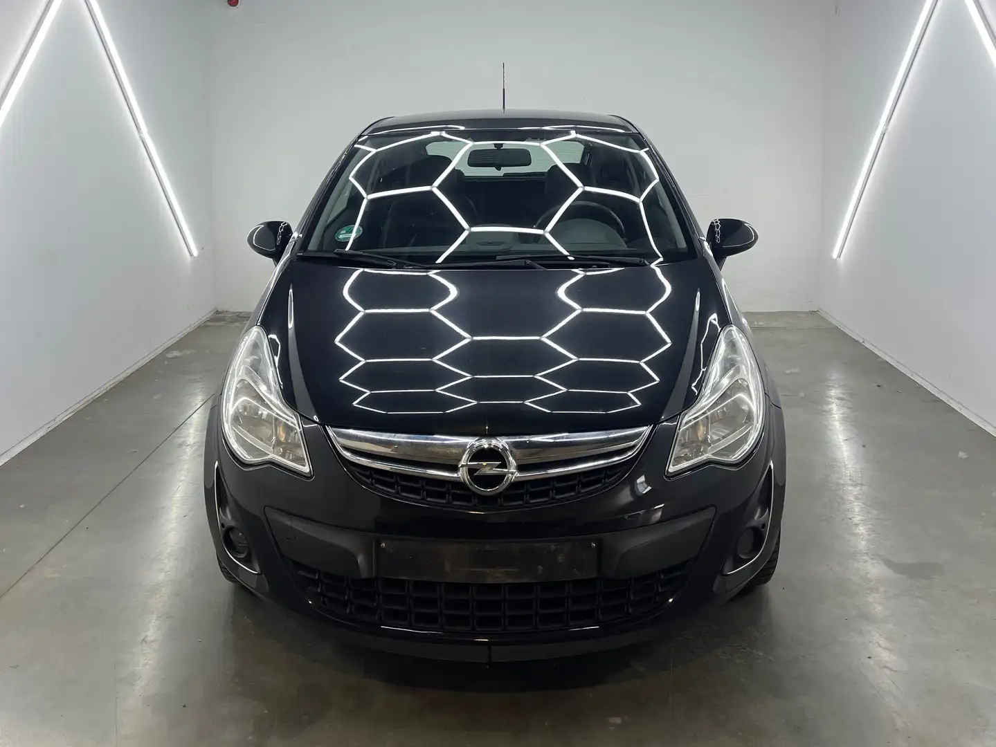 Opel Corsa 1.2i Enjoy Active Noir - 2