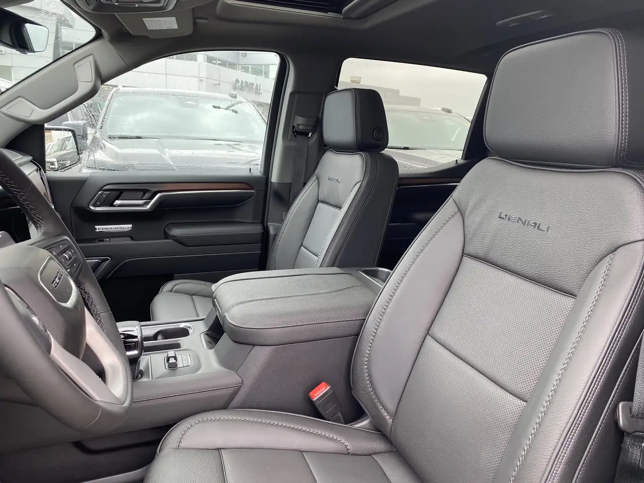 GMC Sierra 1500 снимка GMC Sierra 1500