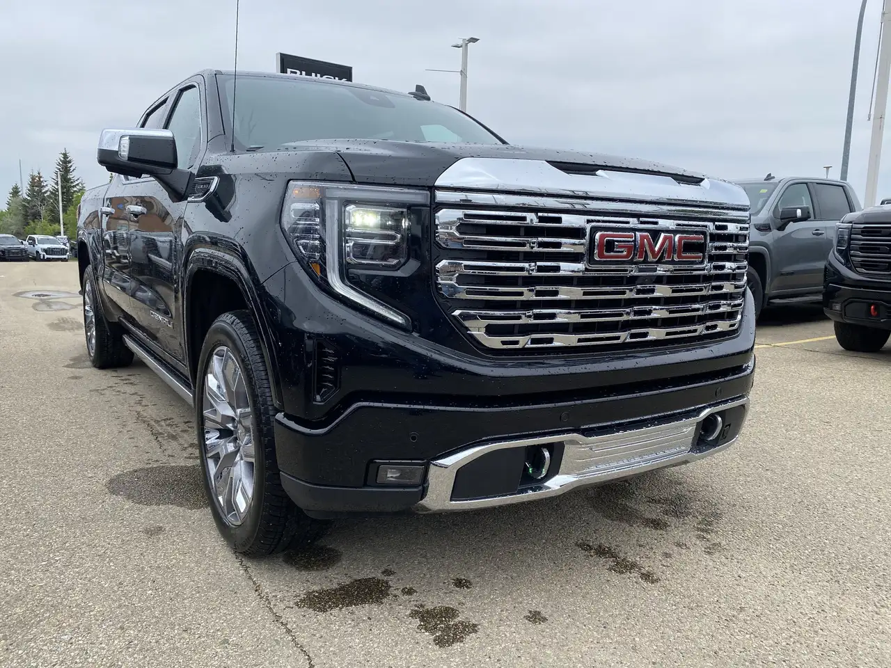 GMC Sierra 1500 снимка GMC Sierra 1500