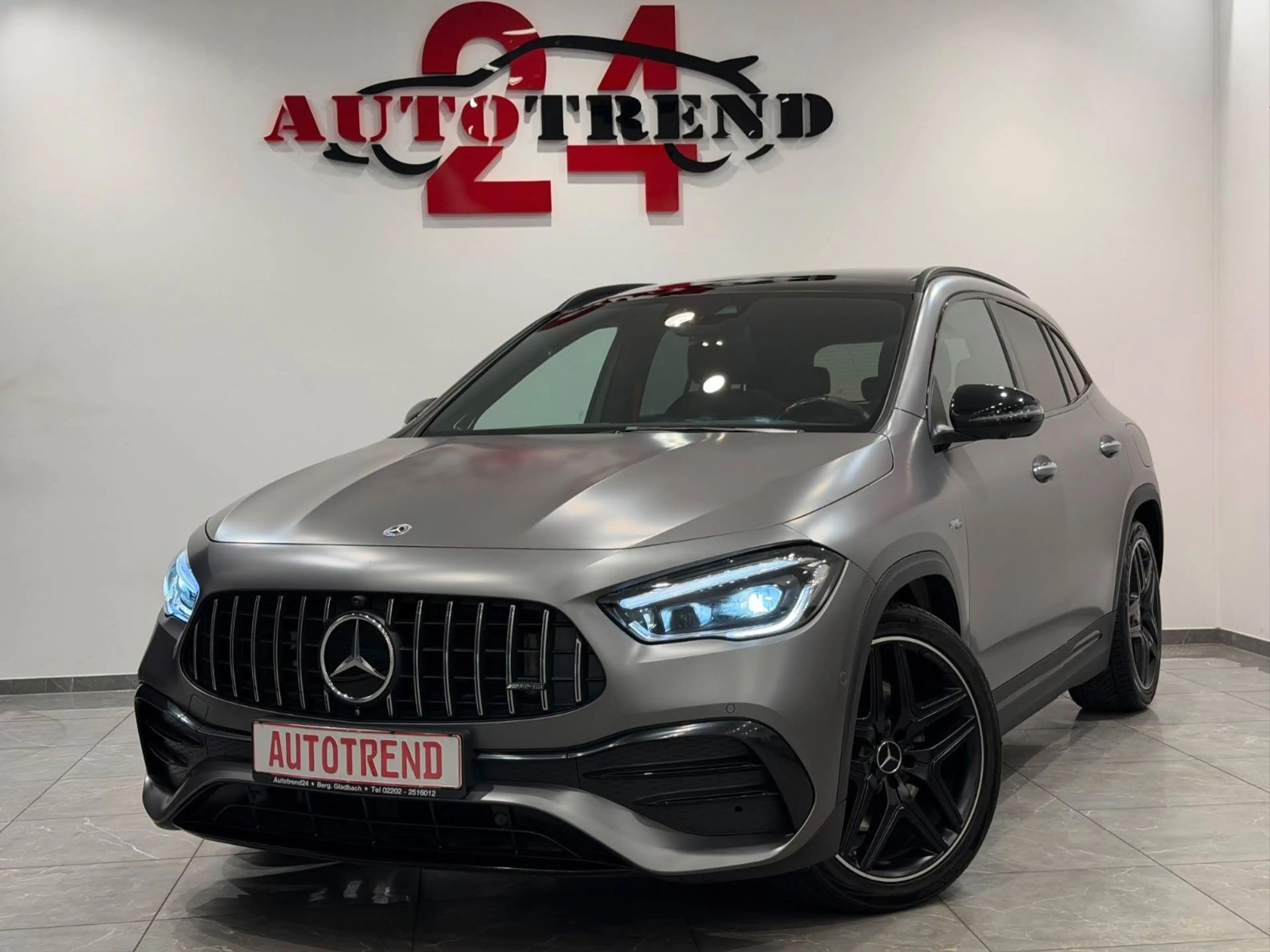 Mercedes-Benz GLA 35 AMG 4Matic designo Magno PANO+HUD+KAMERA
