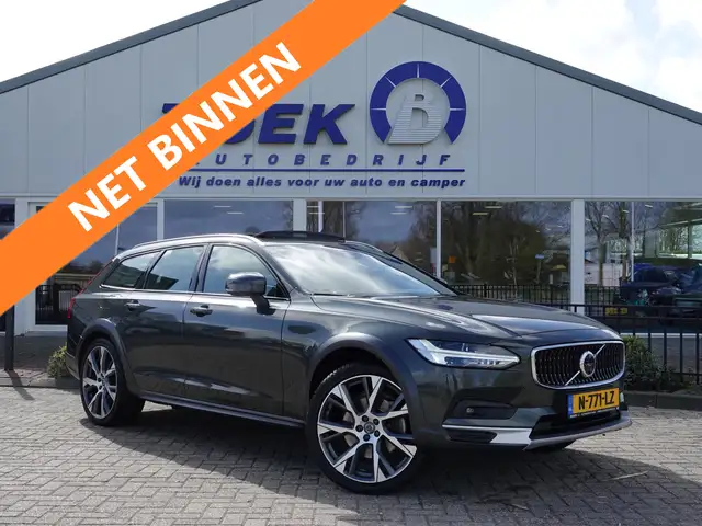 Volvo V90 Cross Country 2.0 B5 AWD Pro 250PK PANO | VOL LEER | TREKH. | 36