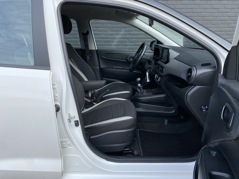 Hyundai i10 1.0 Comfort | 1e eigenaar | dealer onderh. | apple — photo 15