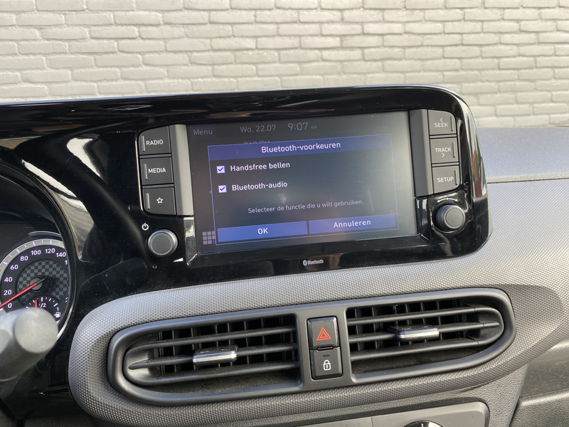 Hyundai i10 1.0 Comfort | 1e eigenaar | dealer onderh. | apple — photo 25