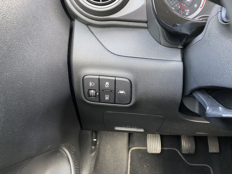 Hyundai i10 1.0 Comfort | 1e eigenaar | dealer onderh. | apple — photo 22