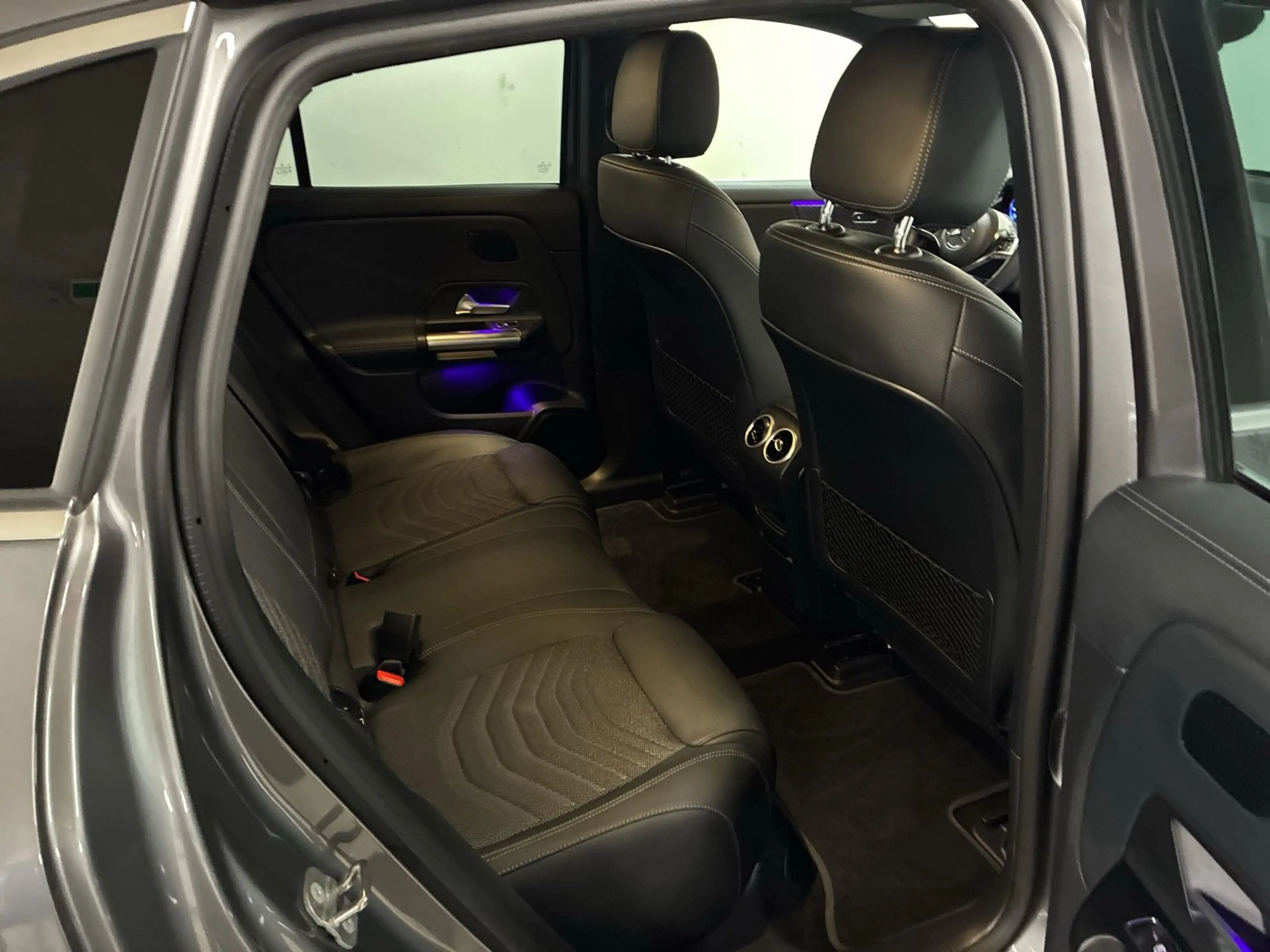 Mercedes-Benz EQA 250 + Österreich-Edition *Progressive — photo 12