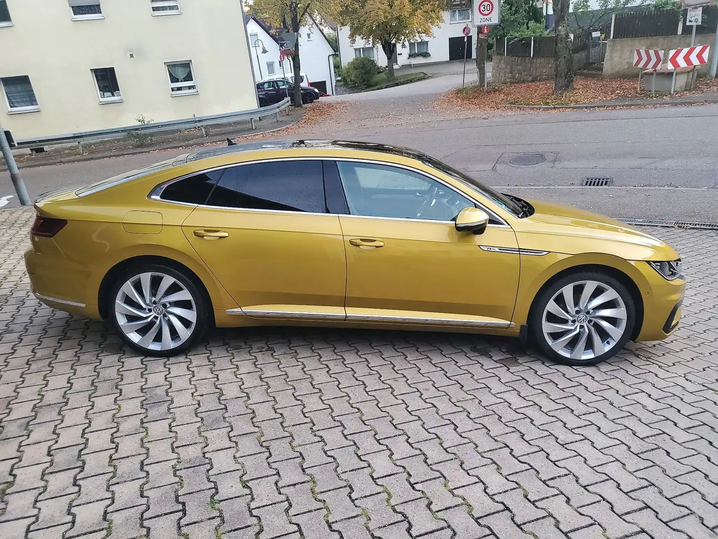 Volkswagen Arteon R-Line 4Motion Beige - 2