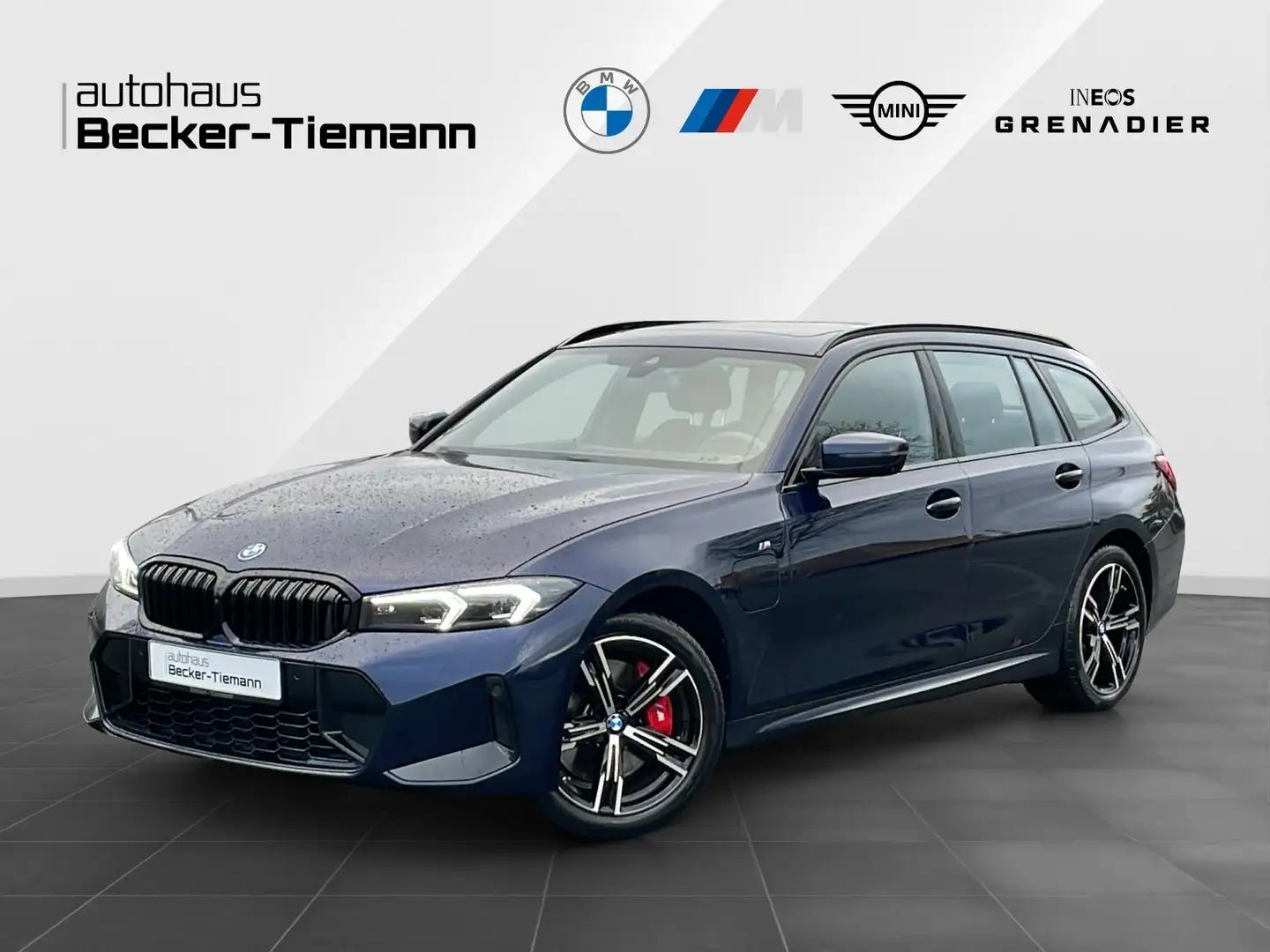 BMW 330 e Touring M Sport Pro | Pano.Dach | HK HiFi | AHK Blau - 1