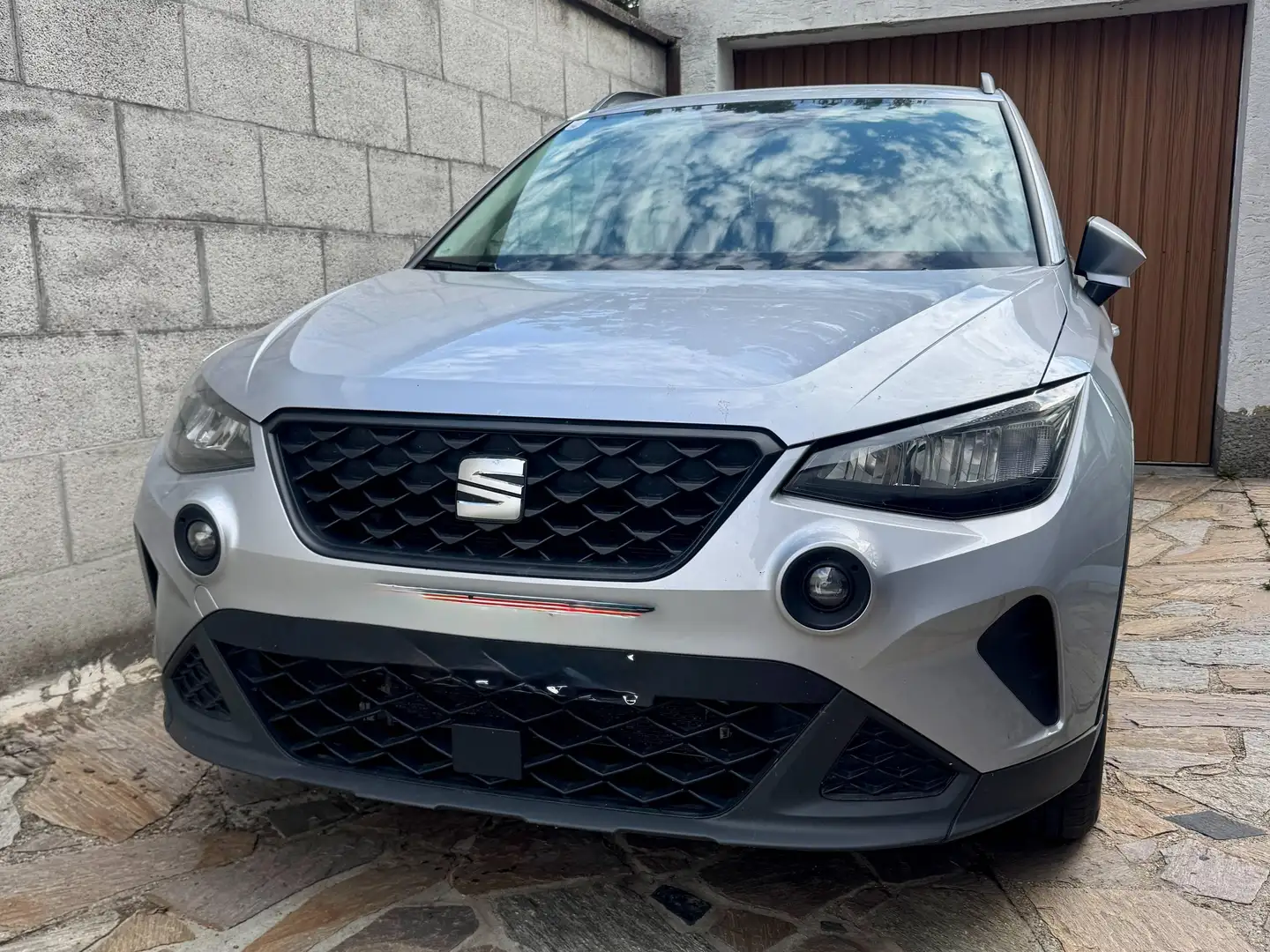SEAT Arona Arona 1,0 Eco TSI Austria Edition Austria Edition Silber - 1