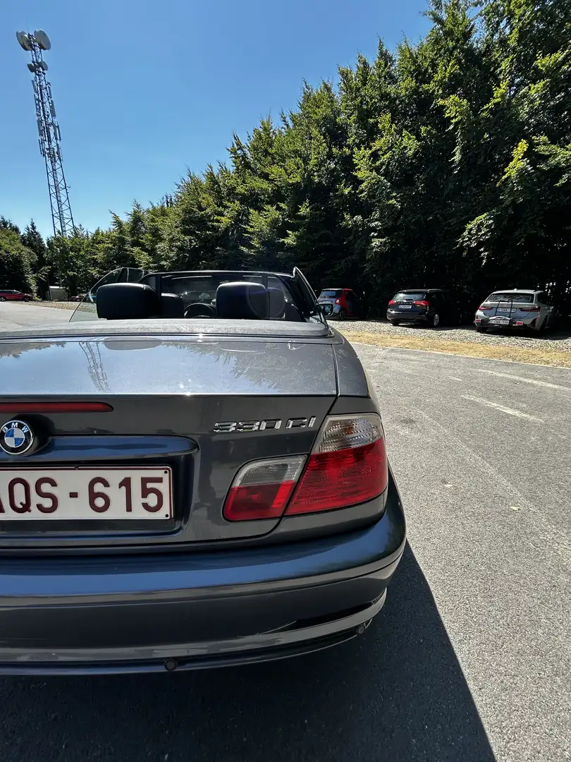 BMW 330 Ci - 1