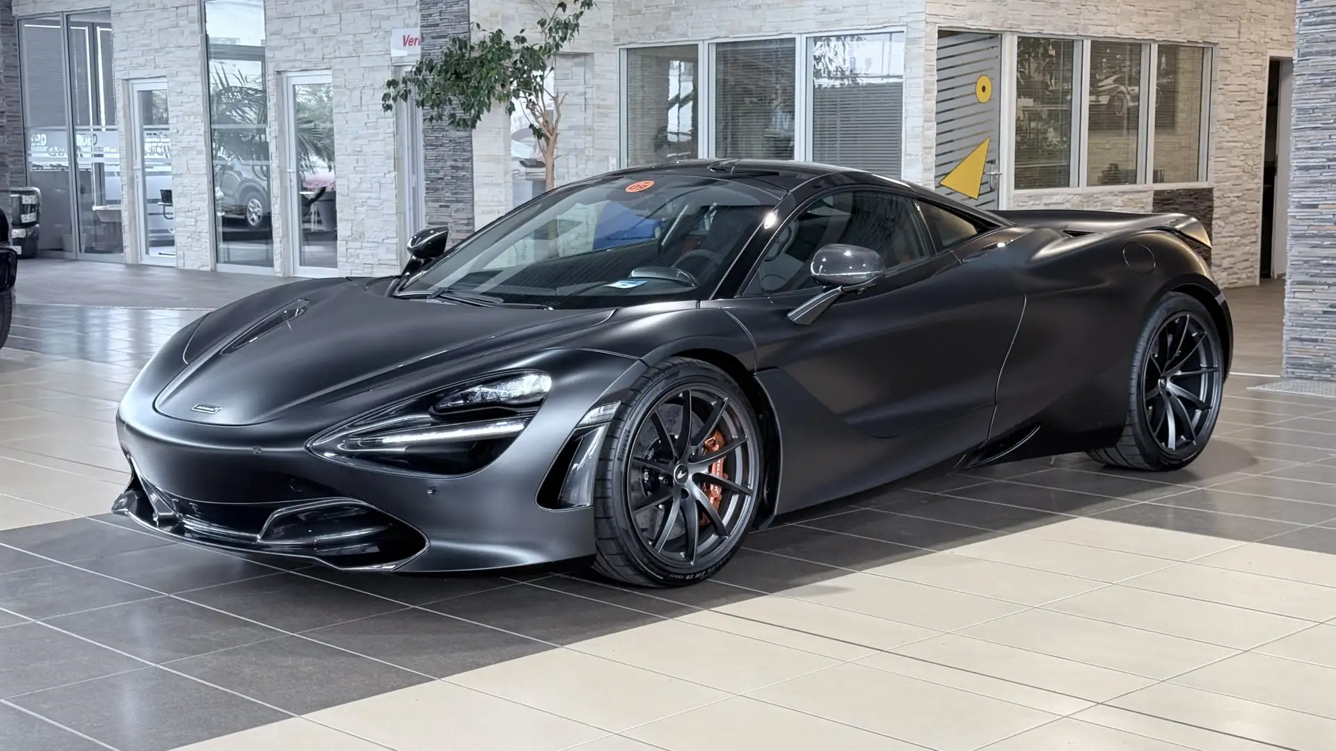 맥라렌 720S 720 Sport Coupe 2023 검정 사진 8