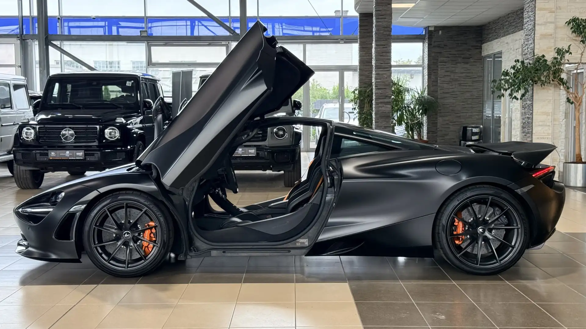 맥라렌 720S 720 Sport Coupe 2023 검정 사진 6