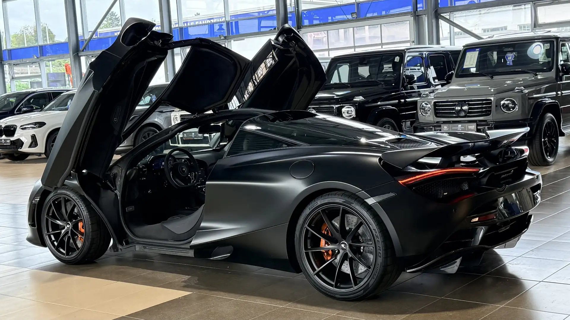 맥라렌 720S 720 Sport Coupe 2023 검정 사진 5
