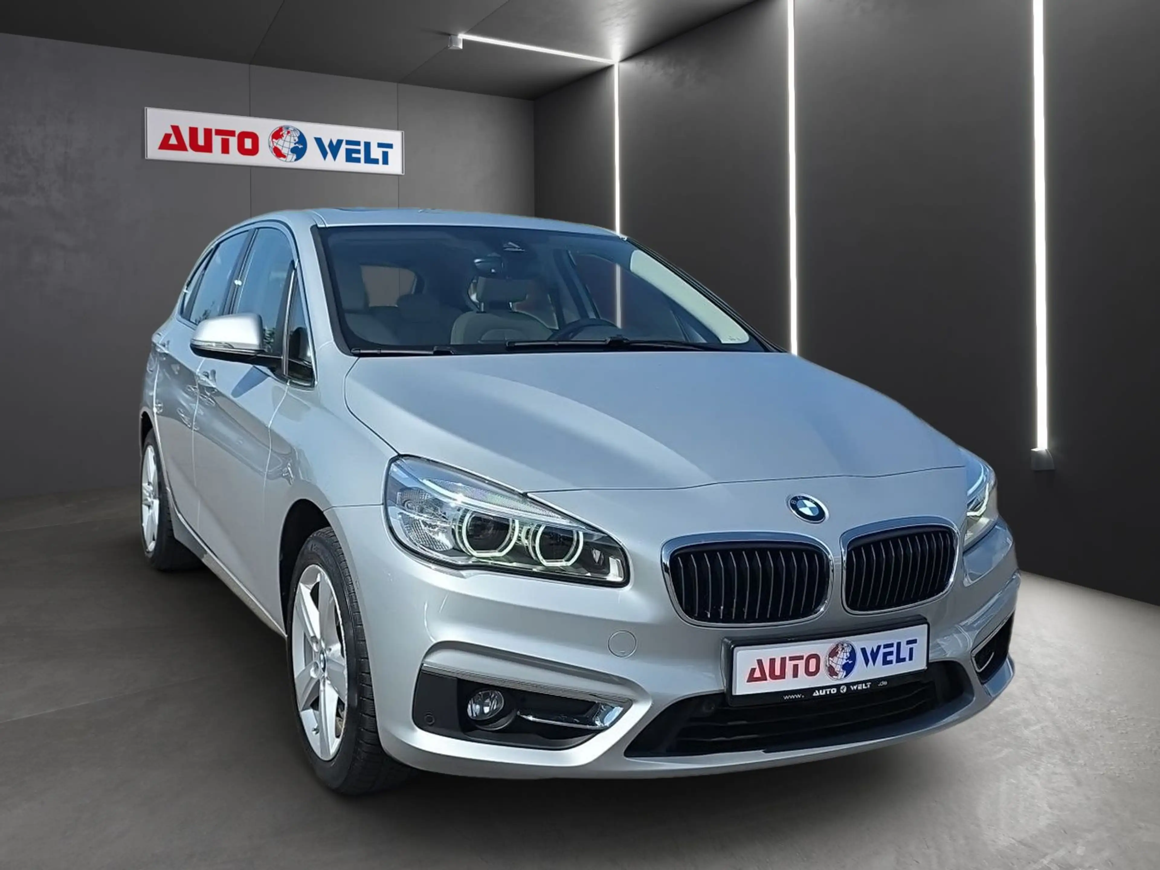 BMW 225 xe Actice Tourer Luxury Line Leder Panorama — photo 2