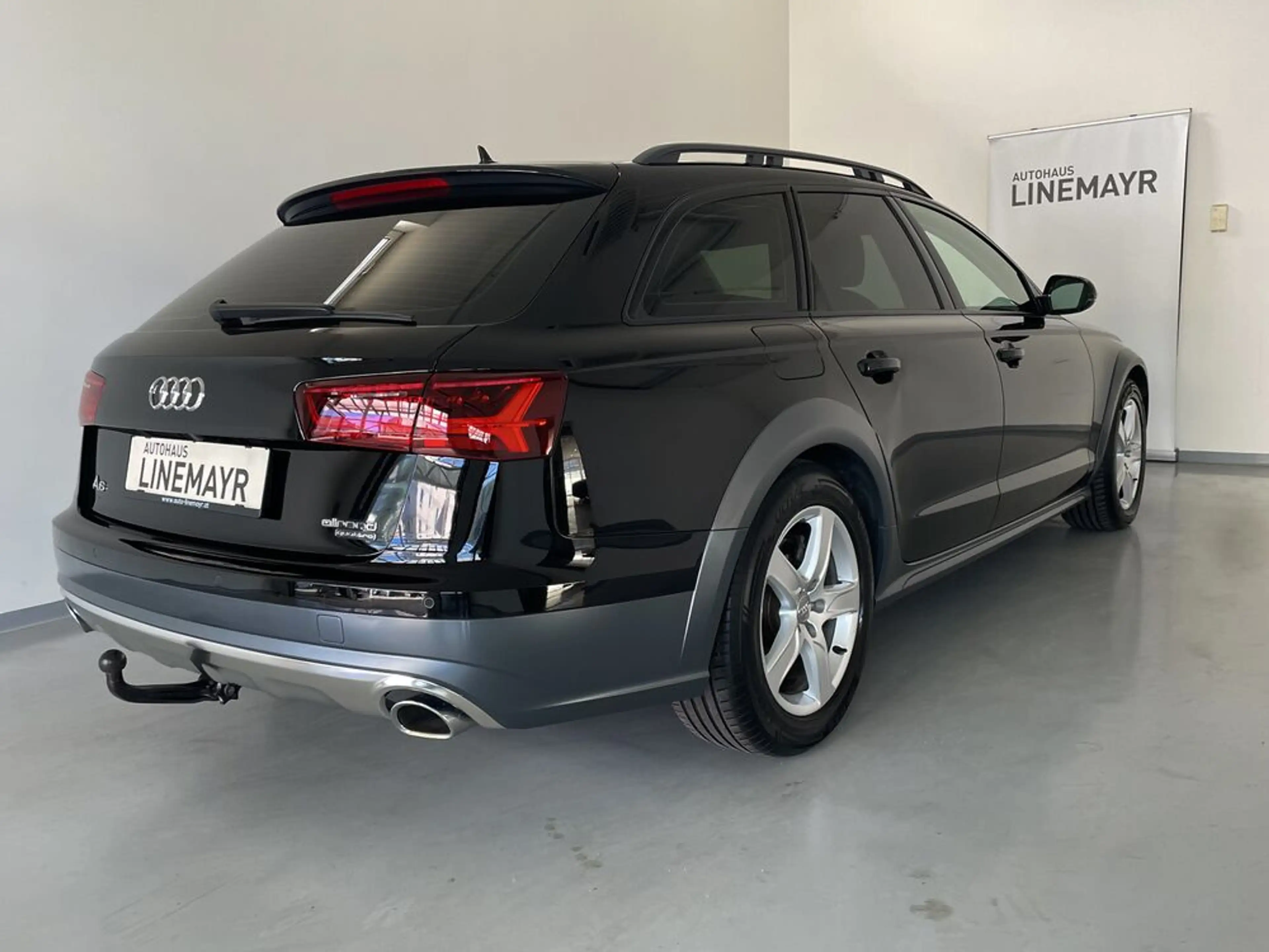 Audi A6 allroad 3.0 TDI — photo 11