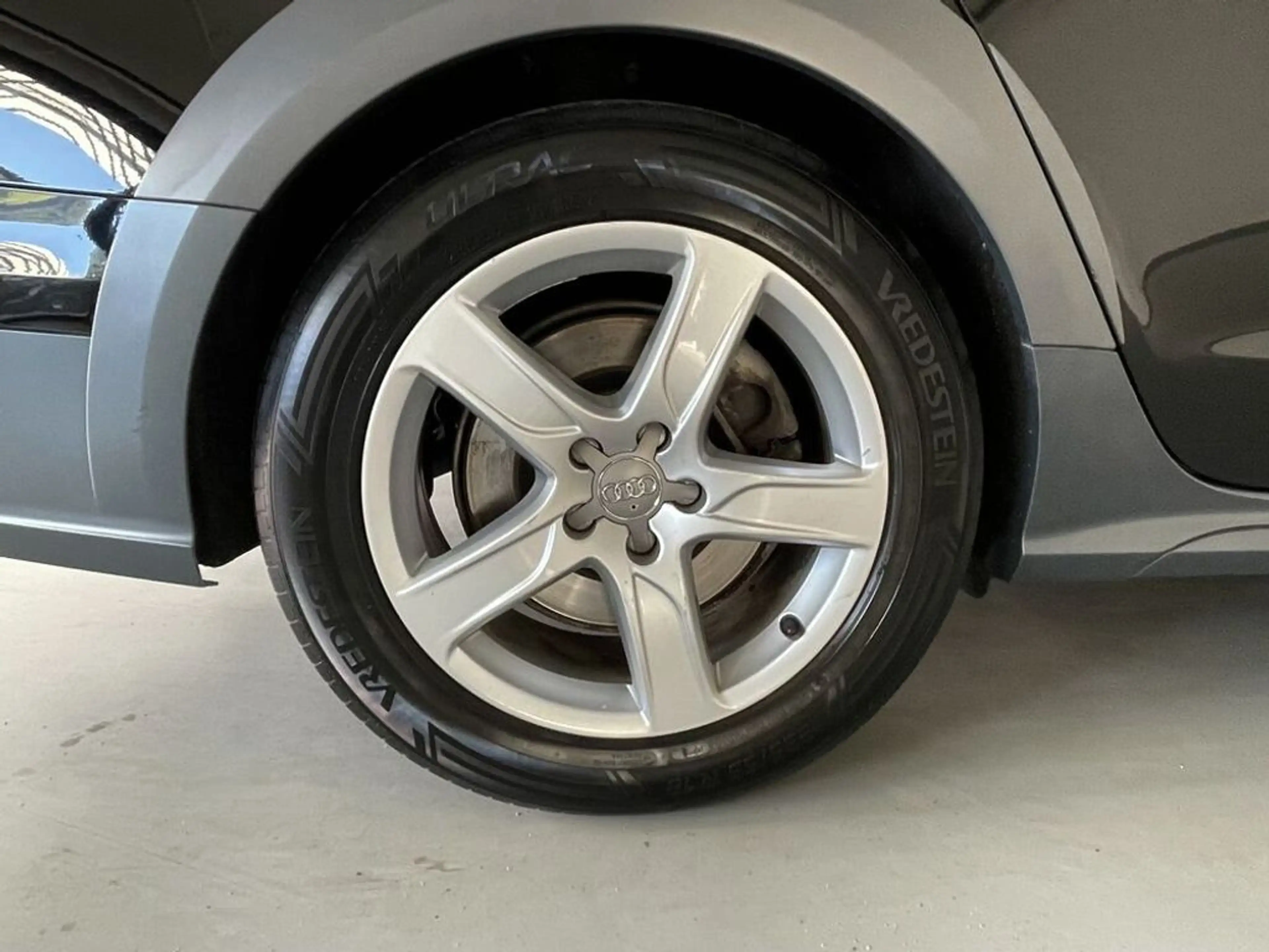 Audi A6 allroad 3.0 TDI — photo 6