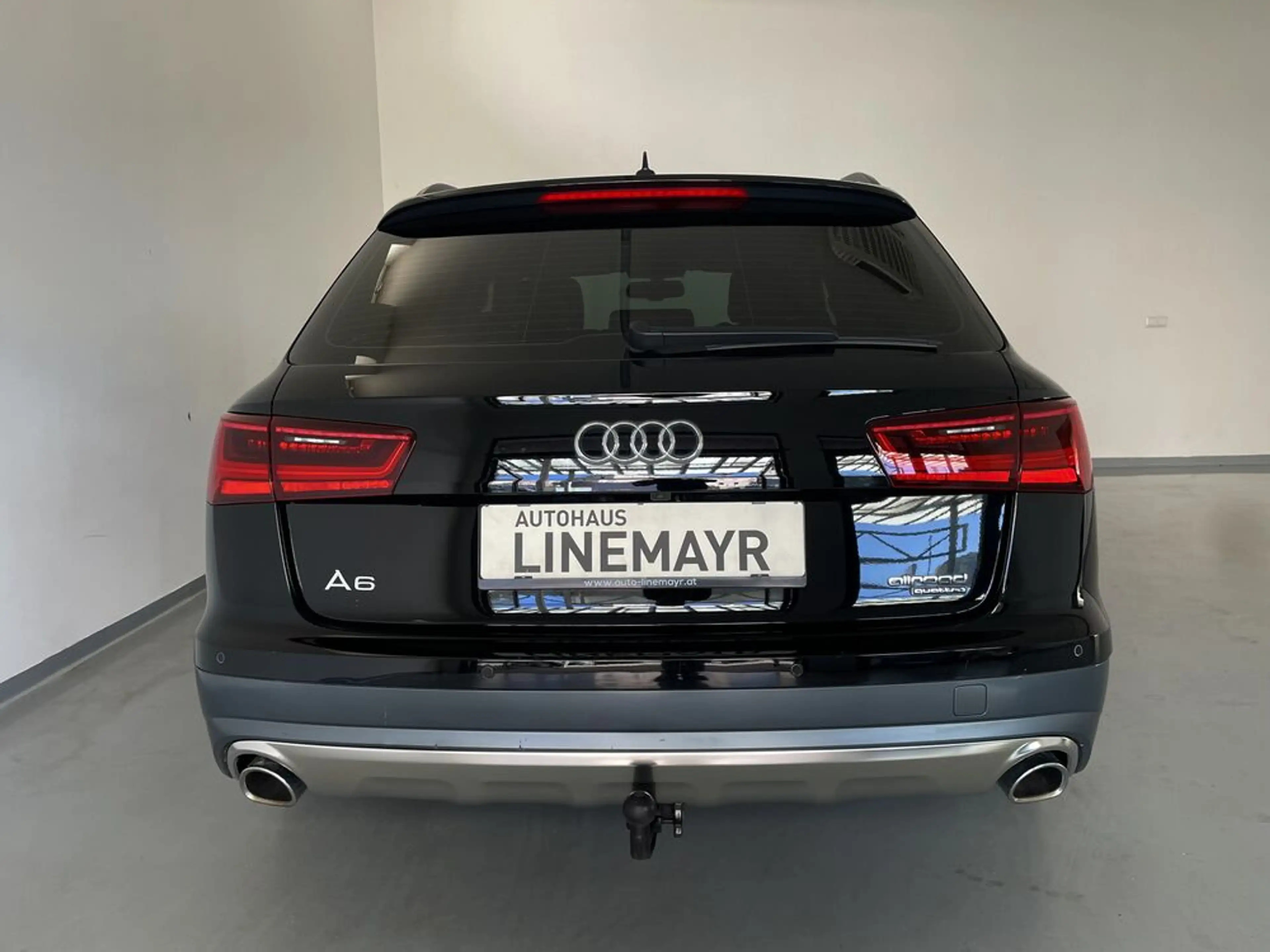 Audi A6 allroad 3.0 TDI — photo 10