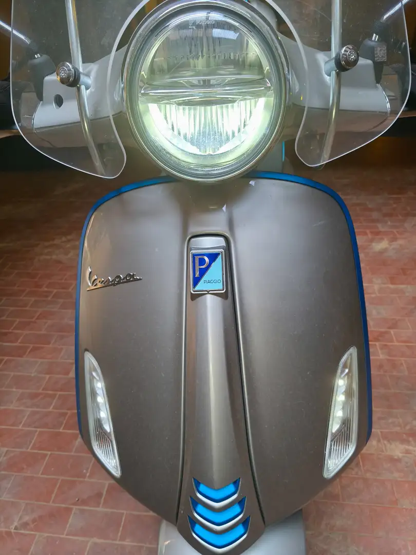 Vespa Elettrica 70 km/h Grau - 2