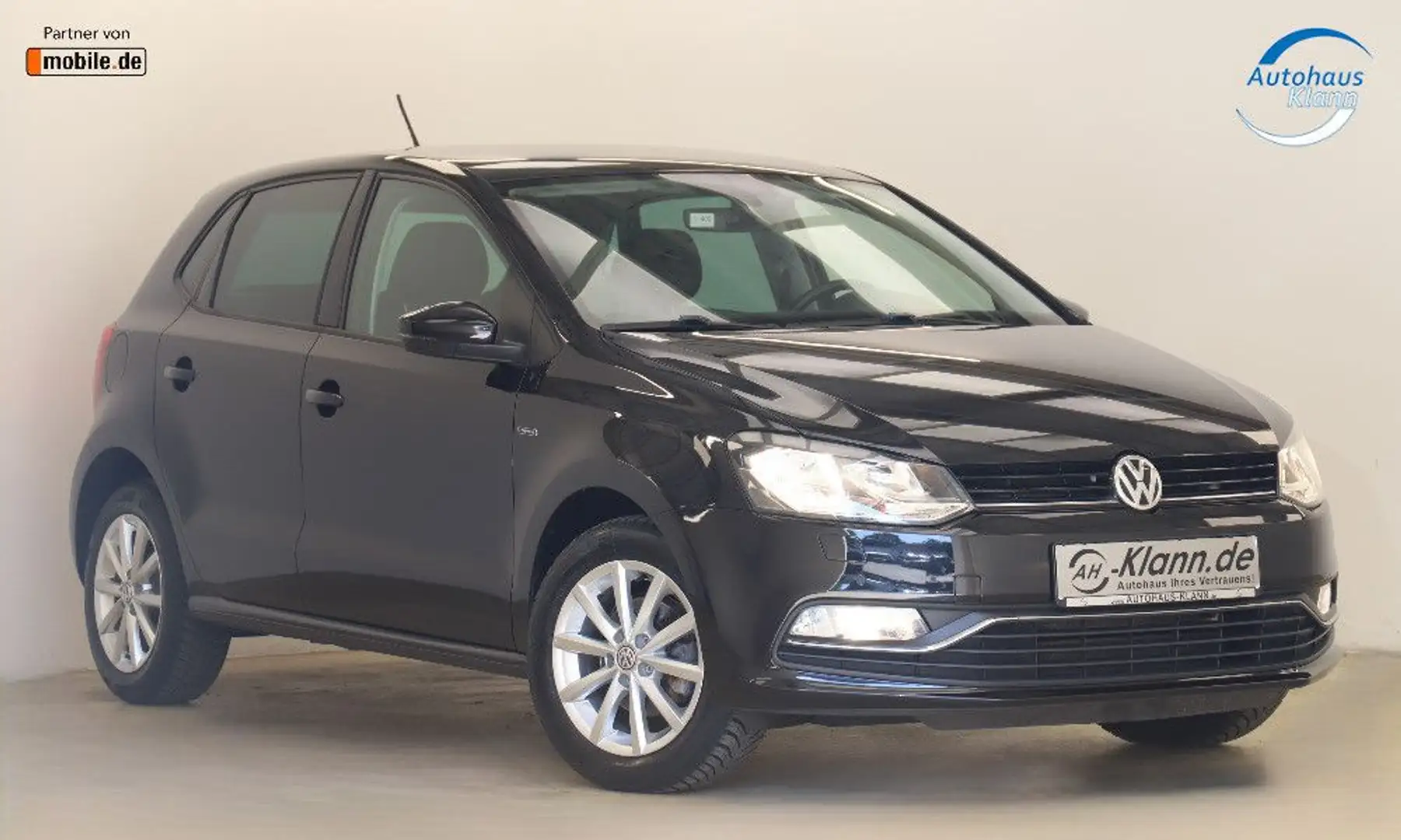 Volkswagen Polo 5 1.2TSI 90PS Automatik Lounge Navi SHZ Schwarz - 1