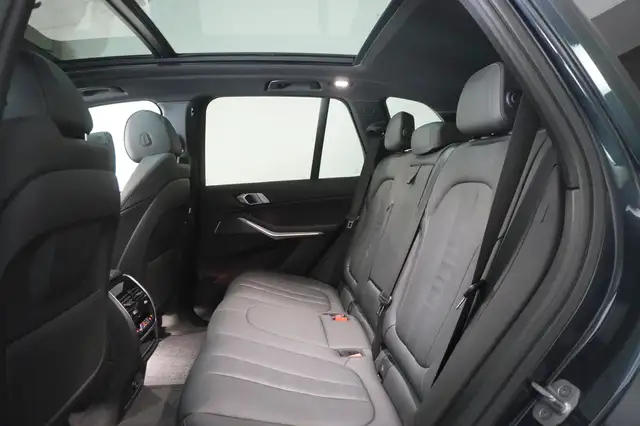 BMW X5 xDrive30d Ansicht 9