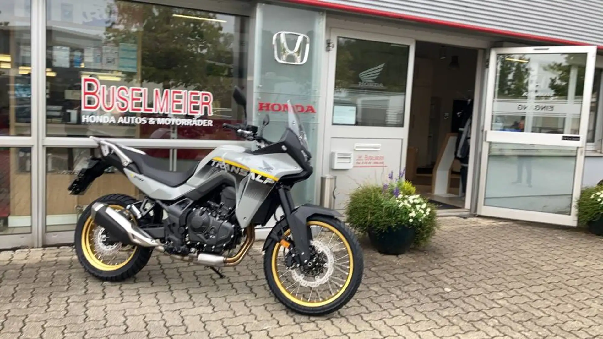 Honda Transalp 750 2025 zum Probefahren - 2