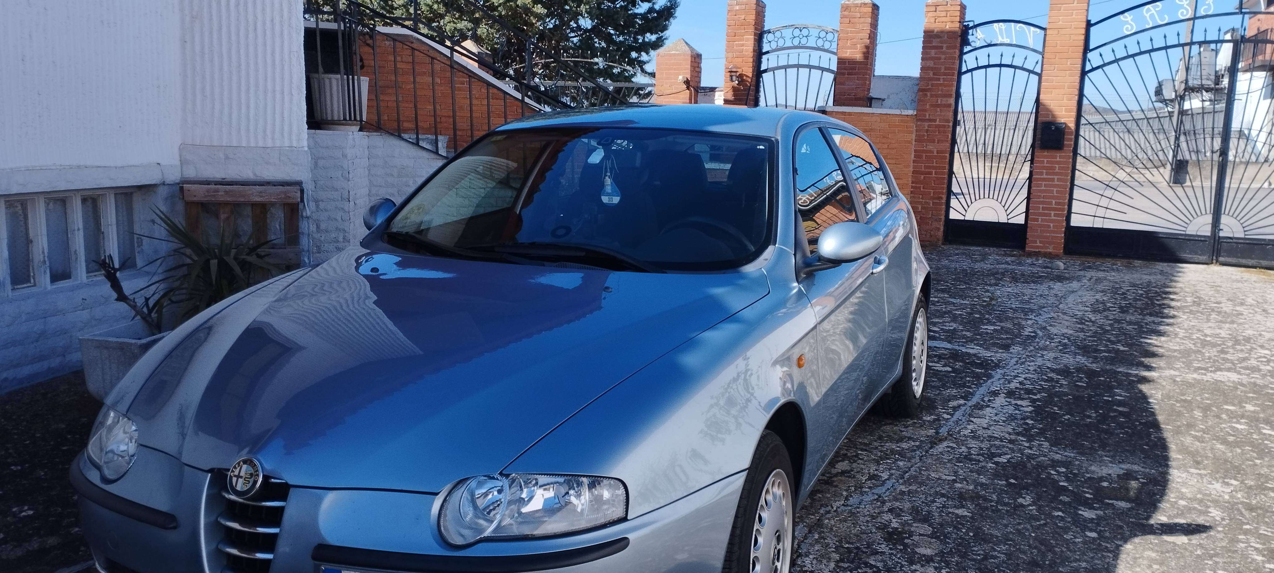 Alfa Romeo 147 147 1.6 TS Progression Progression - foto 1