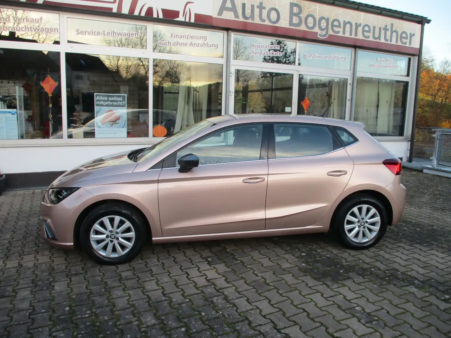 SEAT Ibiza Xcellence+LED+Sonderfarbe Gold - 2