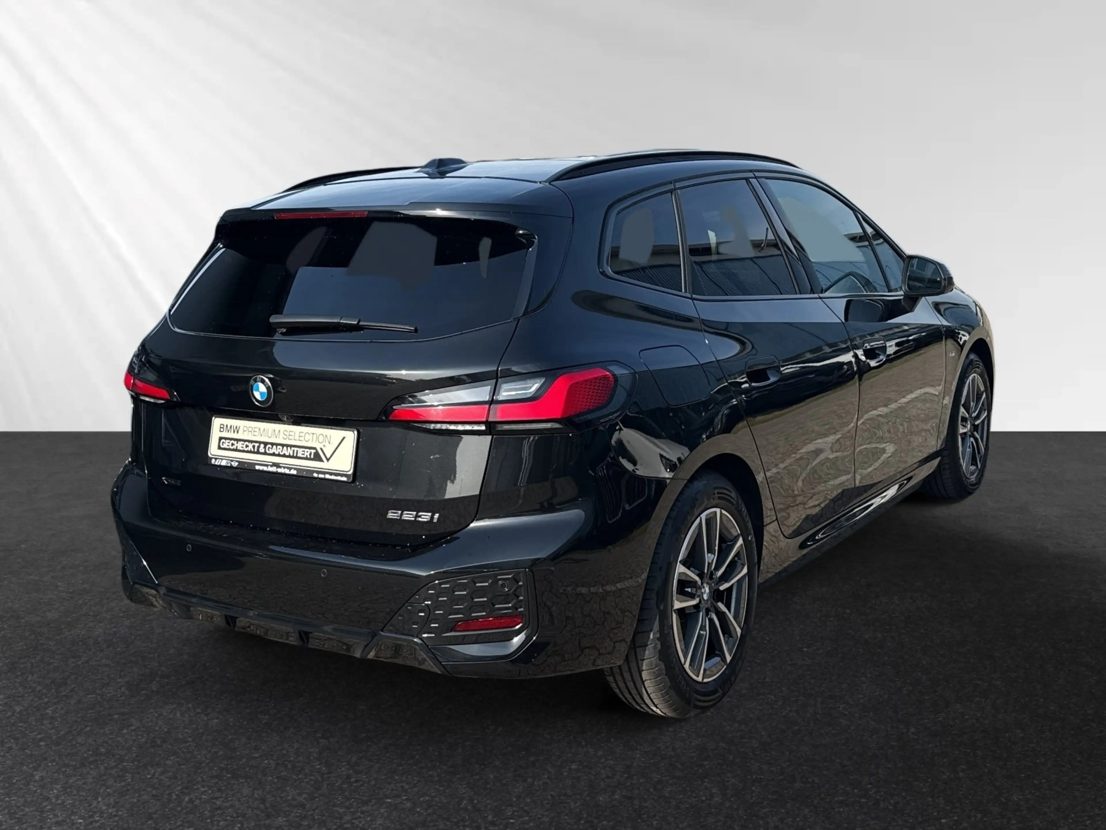 BMW 223 i xDrive Active Tourer M Sport|AHK|Pano|HUD — photo 3